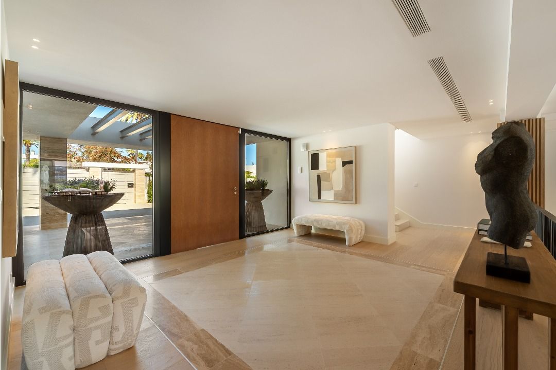 Side elevation of new-build villa on plot, Aloha, Marbella