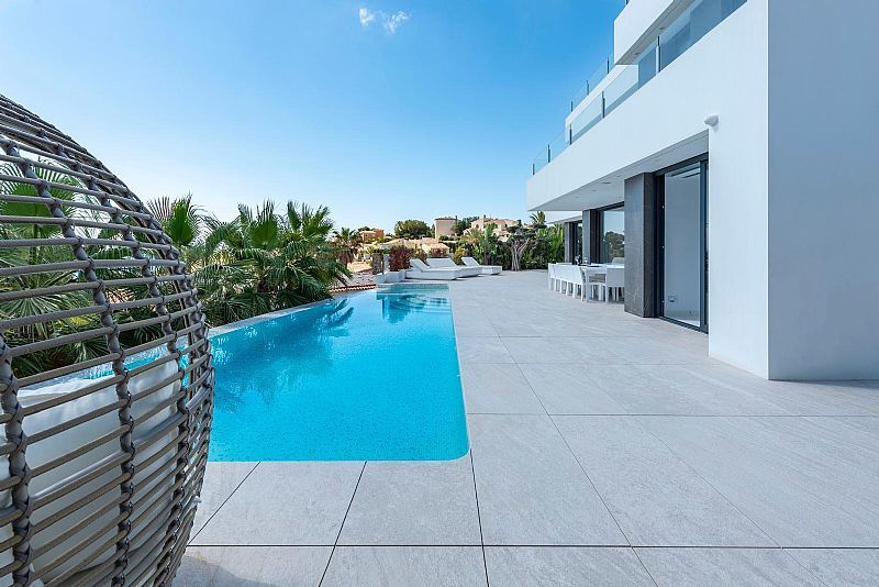 Roof terrace railing on solarium level of new-build villa, Manzanera, Calpe