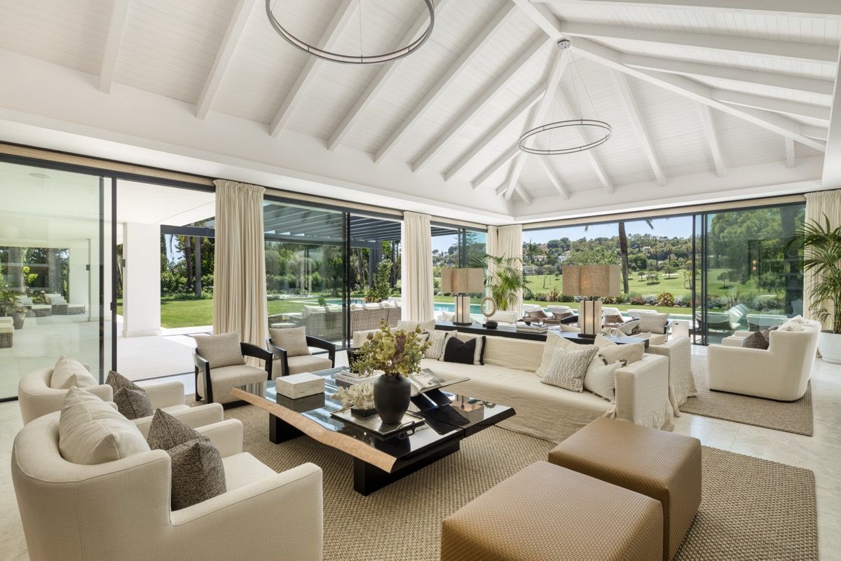 Ground-floor reception room in new-build villa, Puerto Banús, Marbella