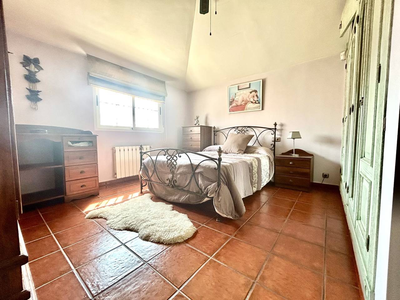 Covered porch with outdoor furniture in 6-bedroom villa, Los Europeos
