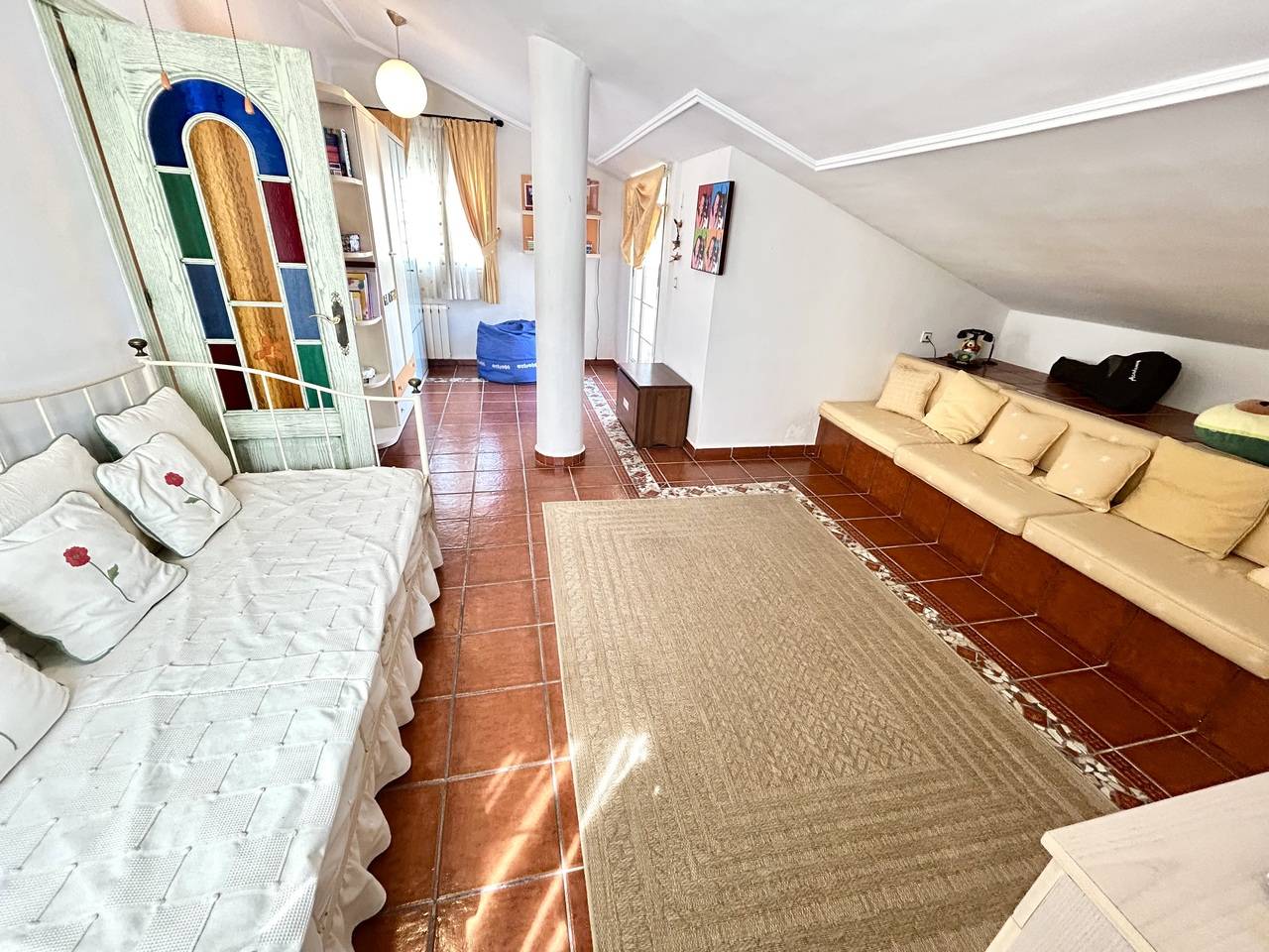 Upper-floor balcony of 6-bedroom villa, Los Europeos