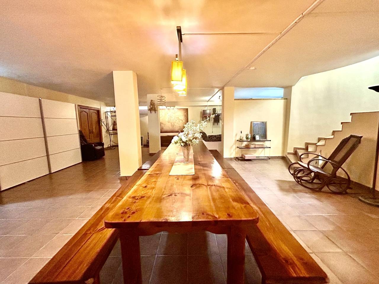 Interior hallway showing room access, Los Europeos villa