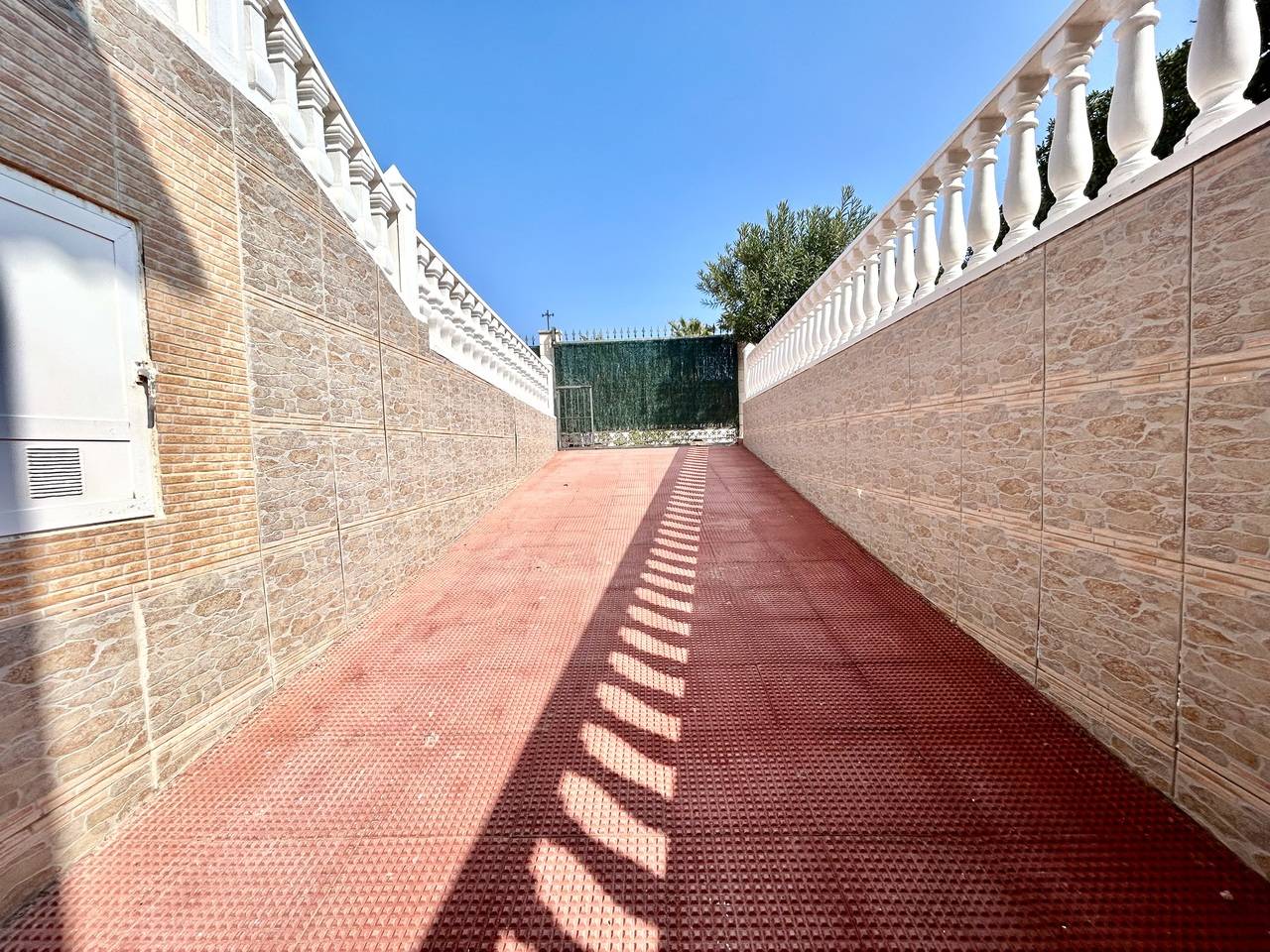 Parking area at the front of villa, Los Europeos, Torrevieja