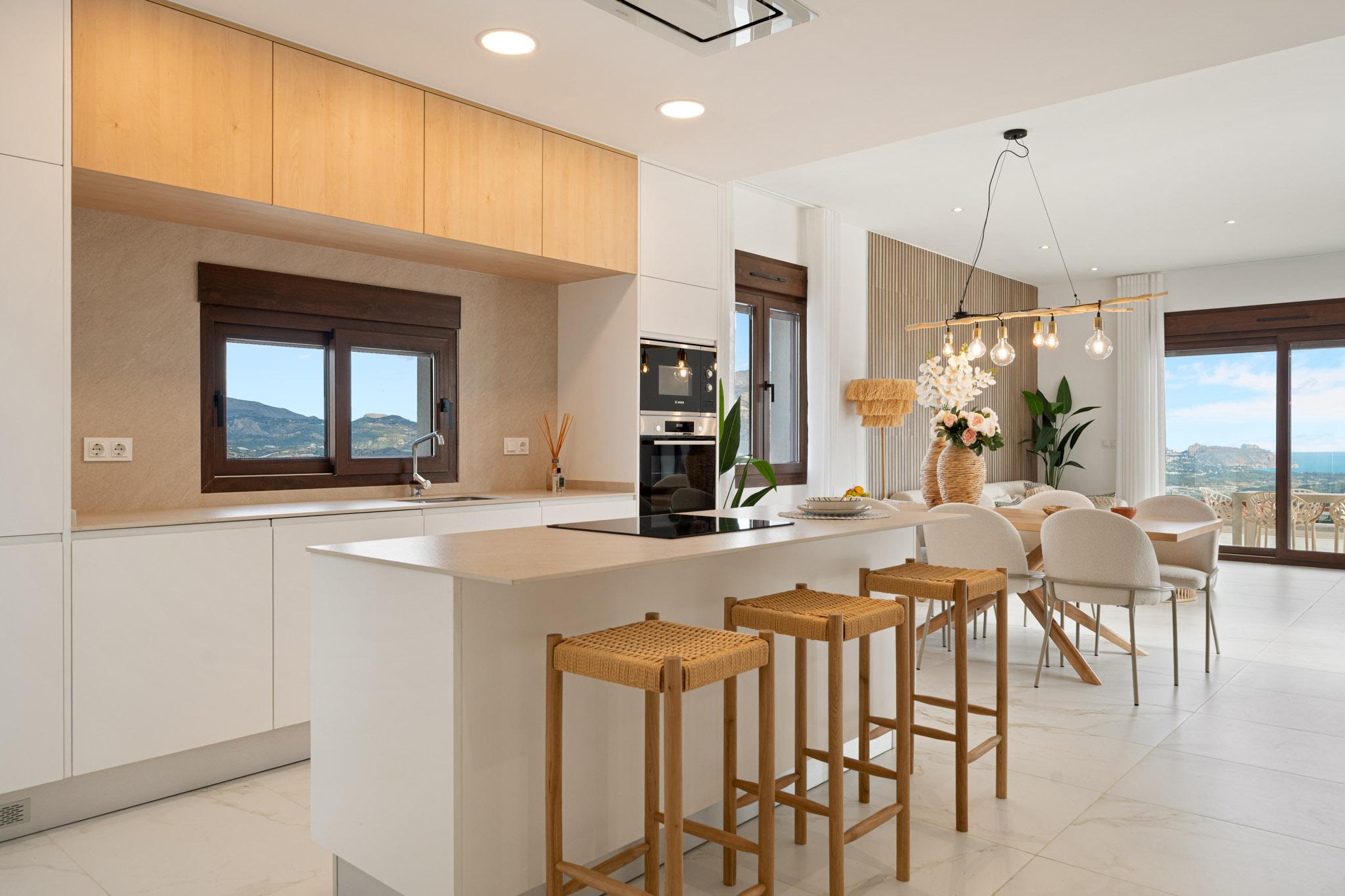 Combined living and dining room in new-build villa, Pla de Cantal, Polop
