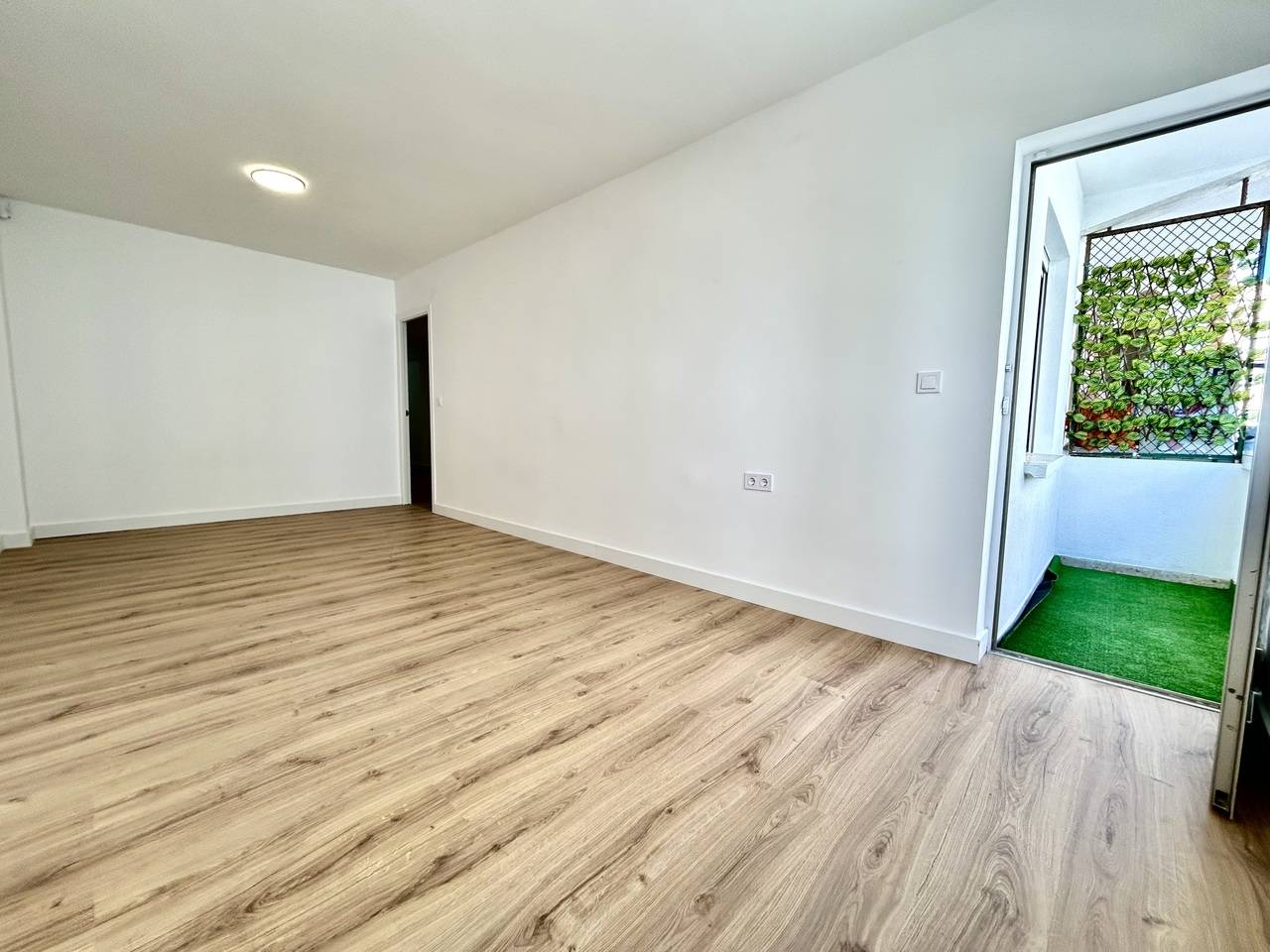 Living room in renovated 3-bedroom apartment, Centro, Torrevieja