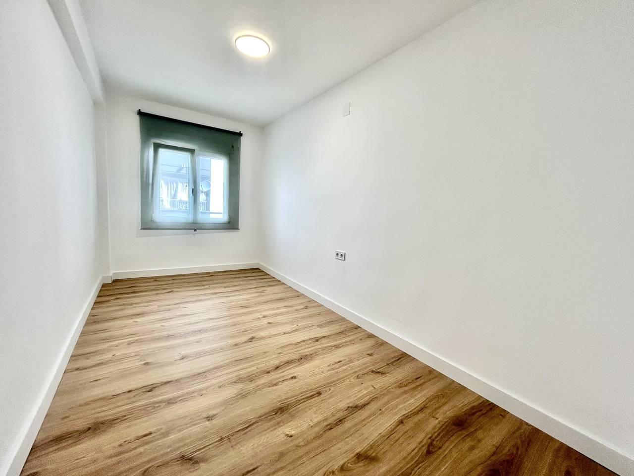 Kitchen detail in renovated 3-bedroom apartment, Centro, Torrevieja