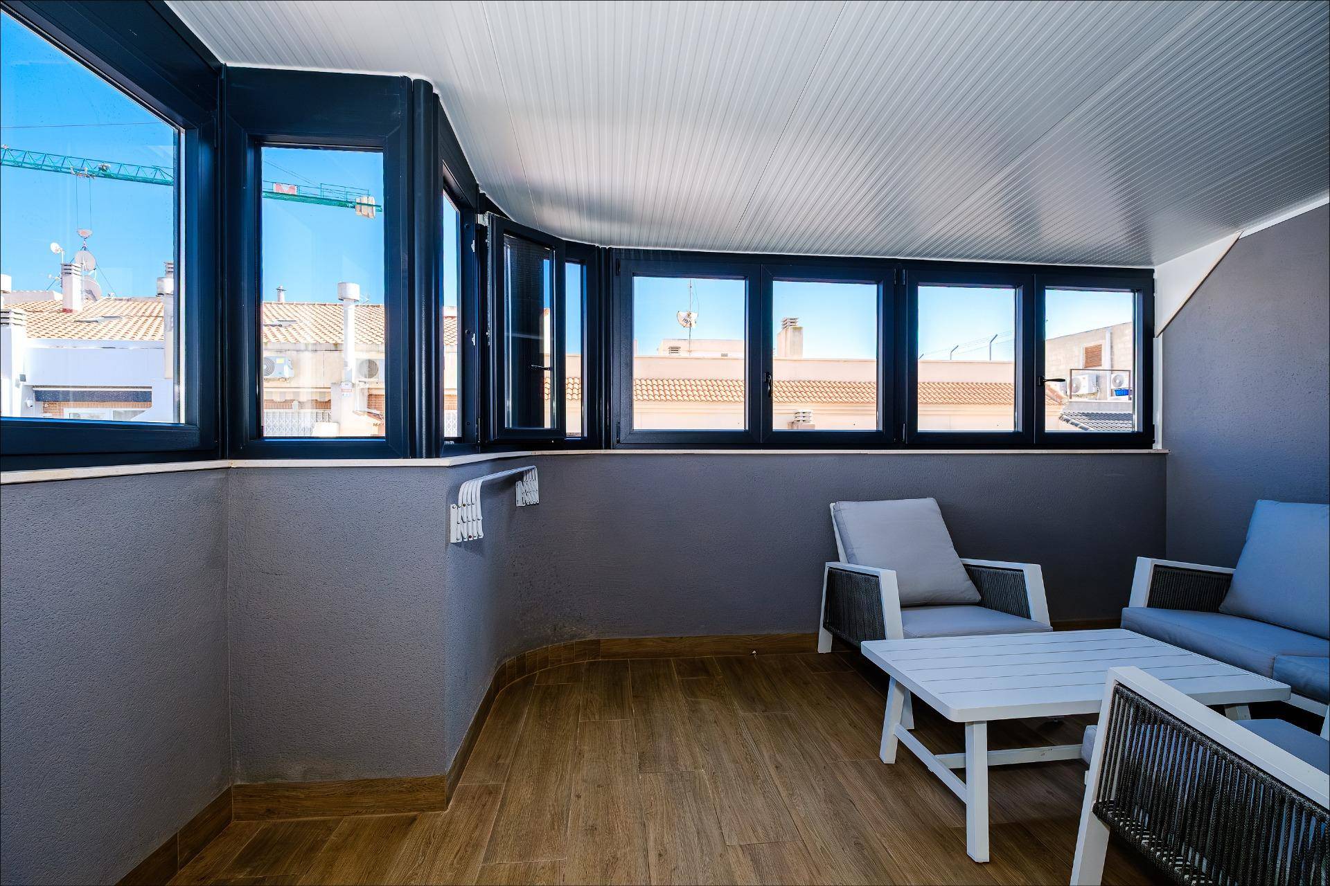 Living room seating arrangement in 4-bedroom apartment, Estación de Autobuses, Torrevieja
