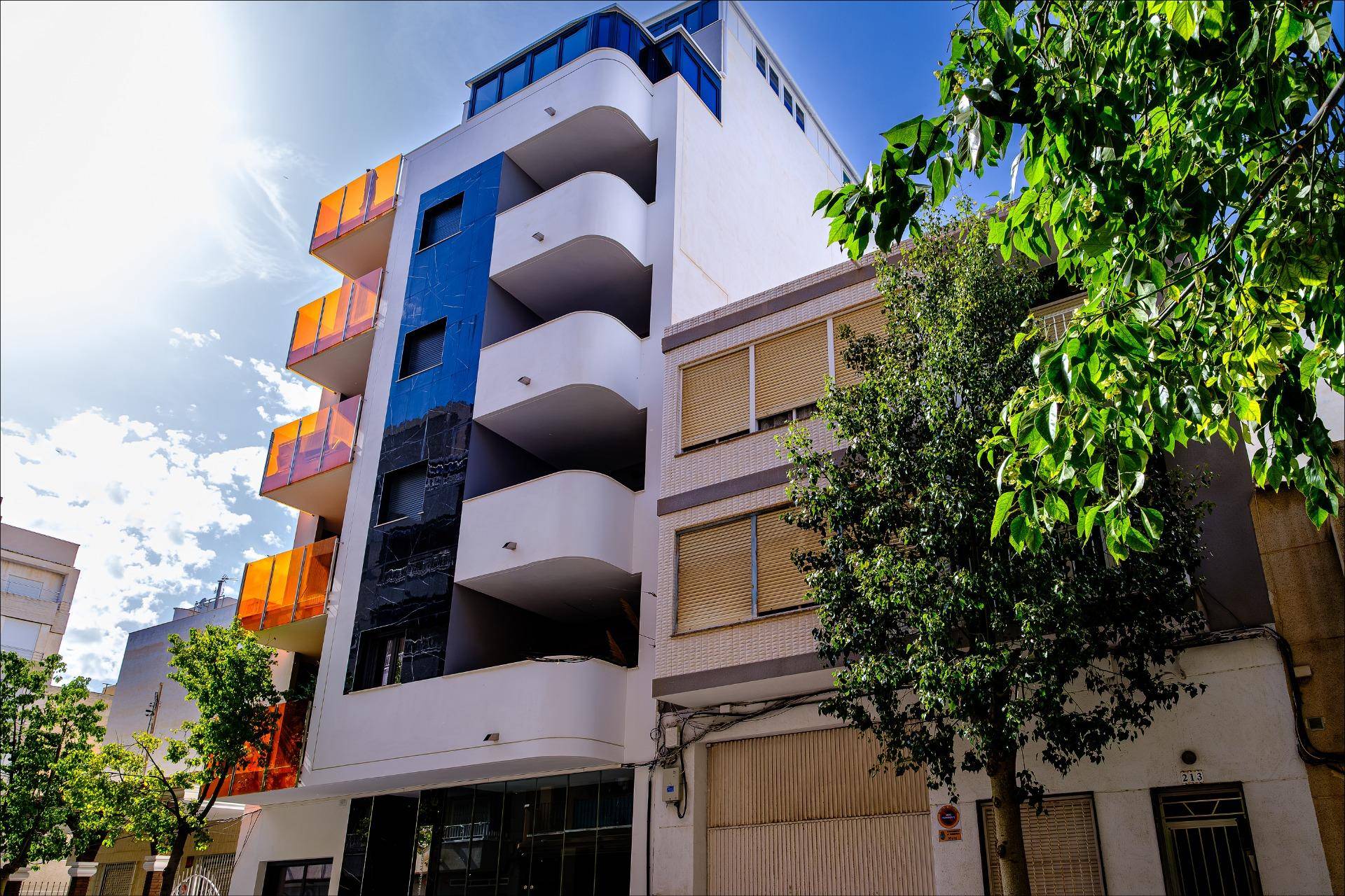 Open-plan living and dining area in 326m2 apartment, Estación de Autobuses, Torrevieja