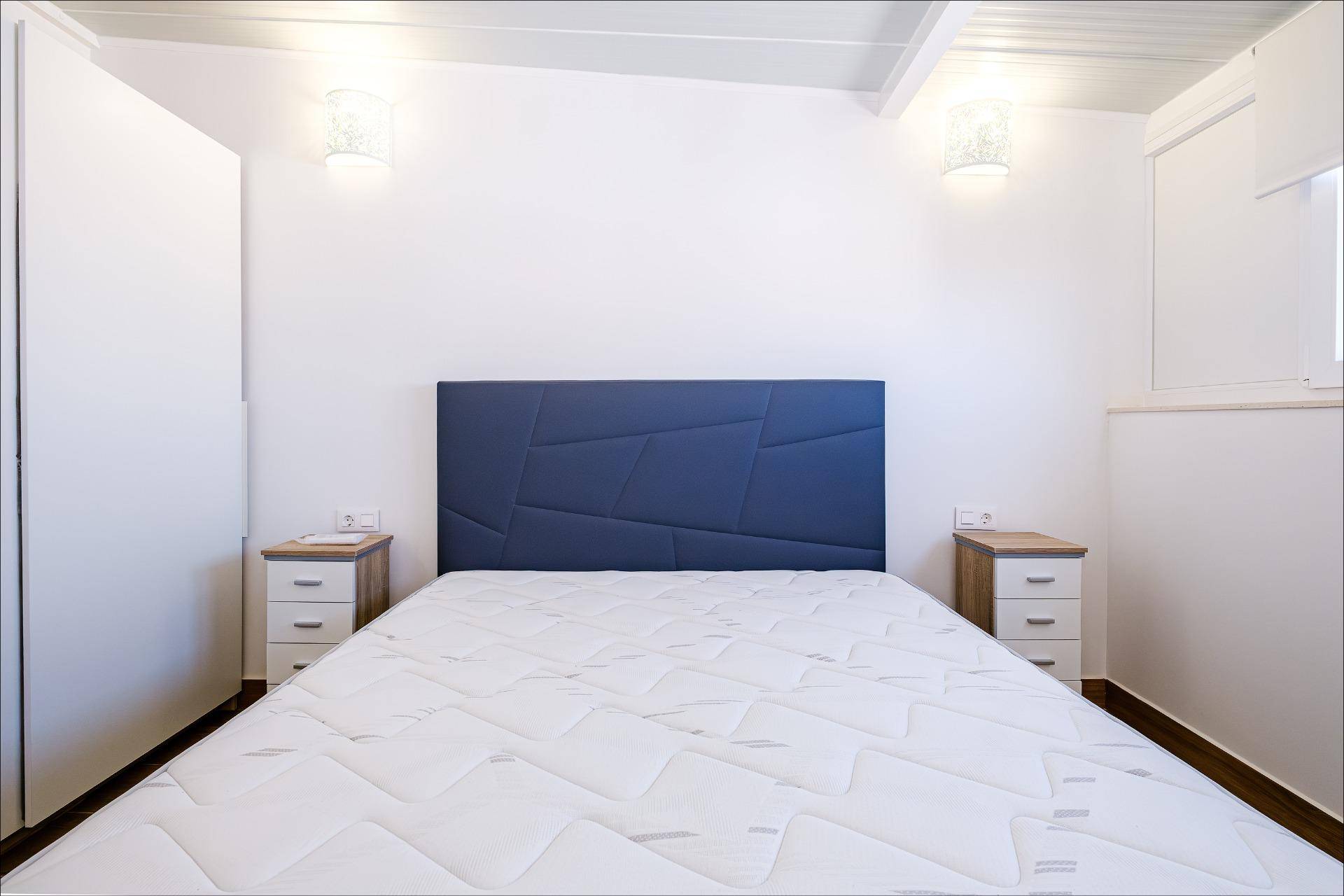 Bedroom doorway and access in 4-bedroom apartment, Torrevieja