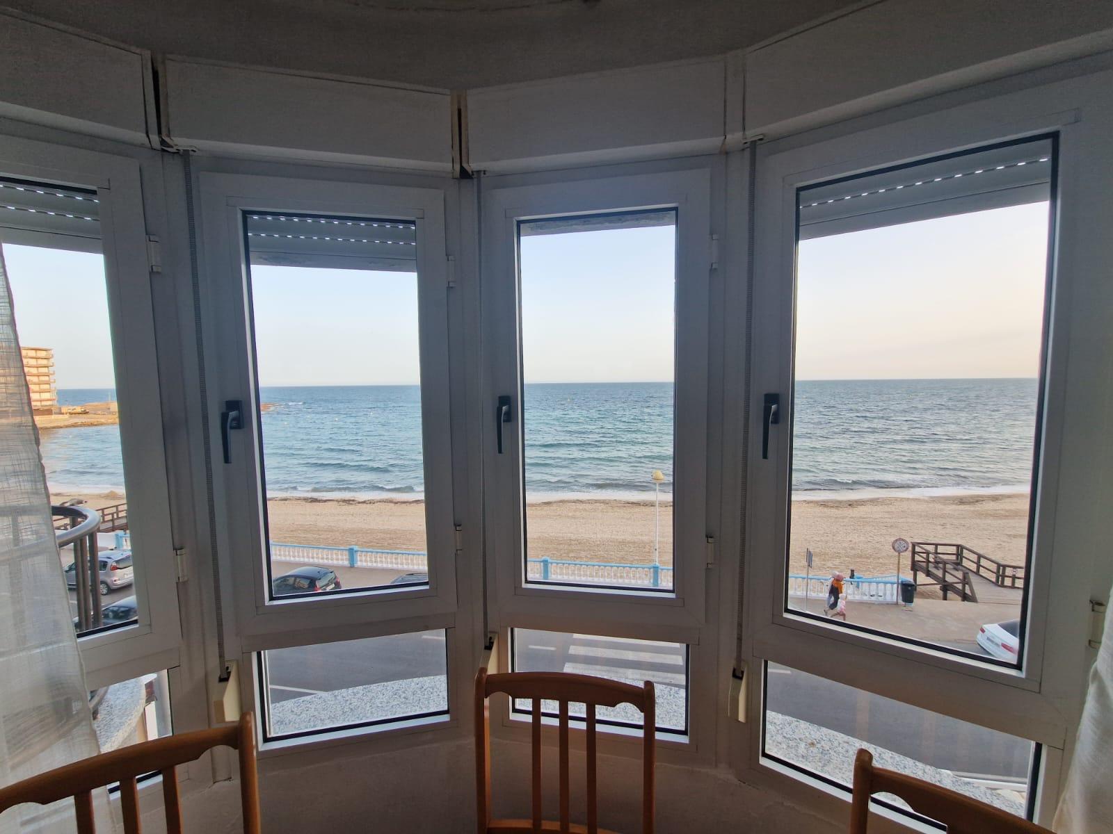 Kitchen in 3-bedroom apartment, Playa de los Locos, Torrevieja