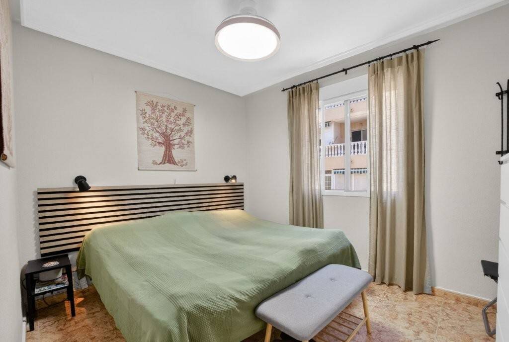 Living and dining area in 3-bedroom apartment, Centro, Torrevieja