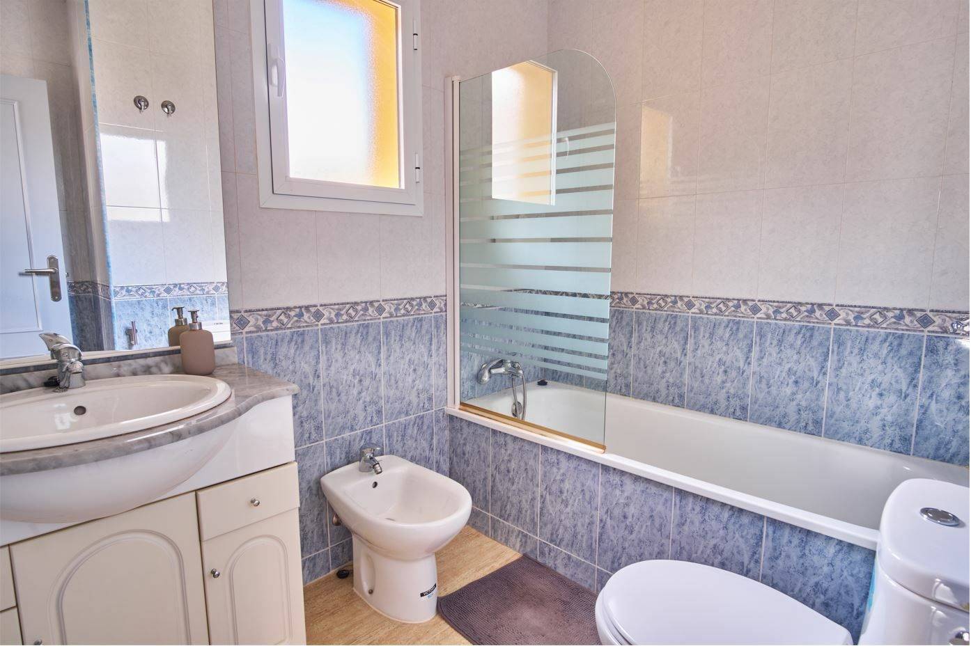 Bedroom interior showing laminate flooring, 3-bedroom villa, Los Montesinos