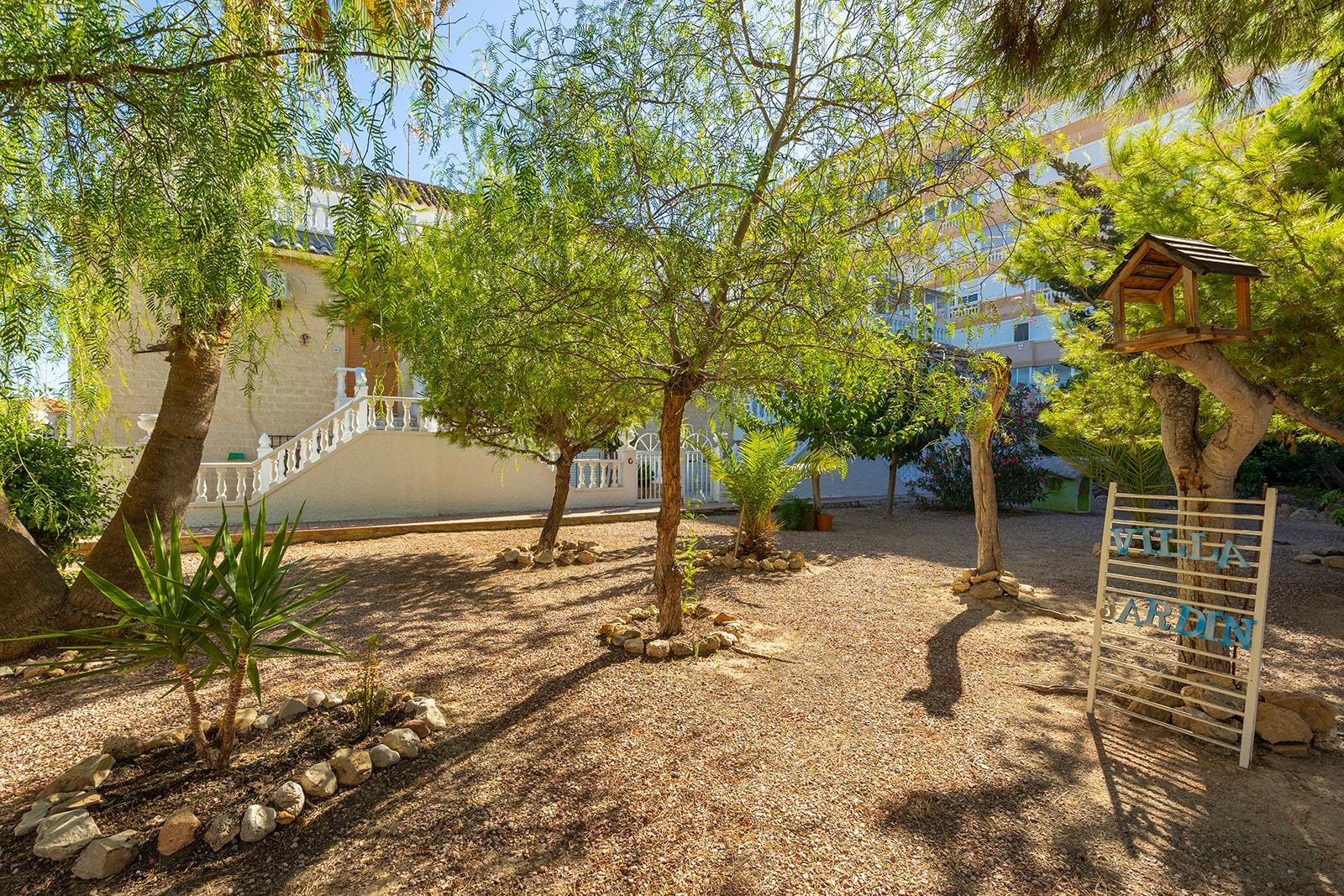Street-facing exterior of ground-floor bungalow, La Mata, Torrevieja