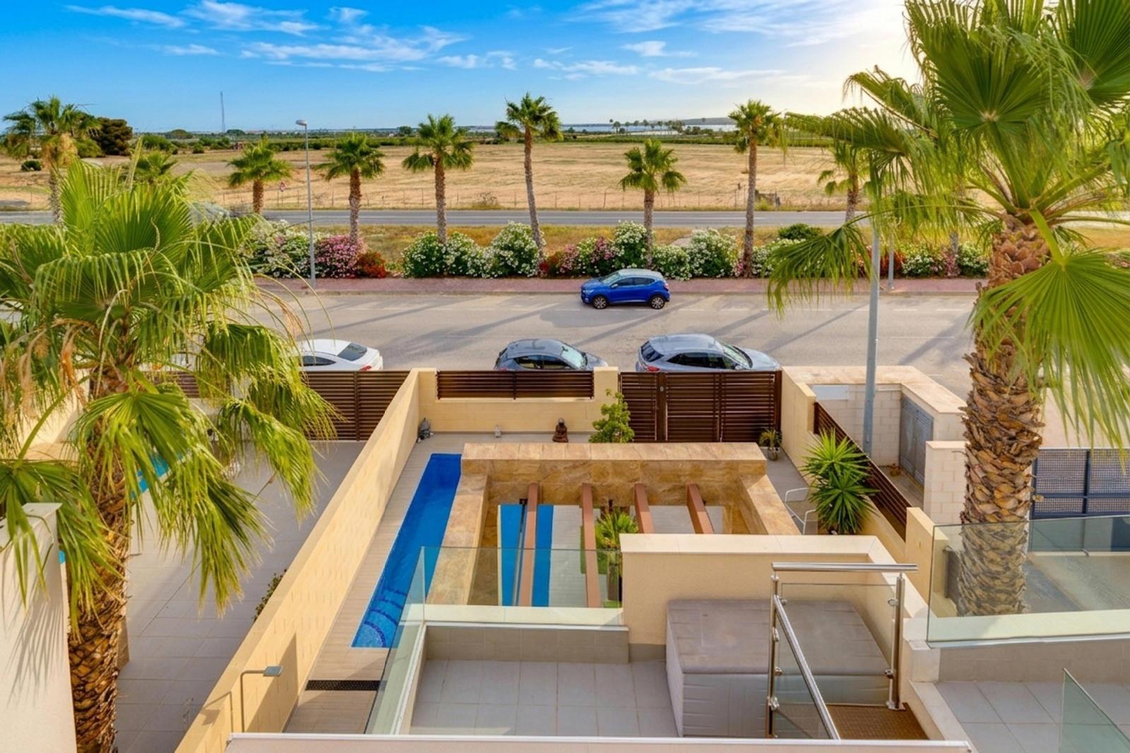 Open-plan living and dining room, villa in Pueblo Bravo, Ciudad Quesada