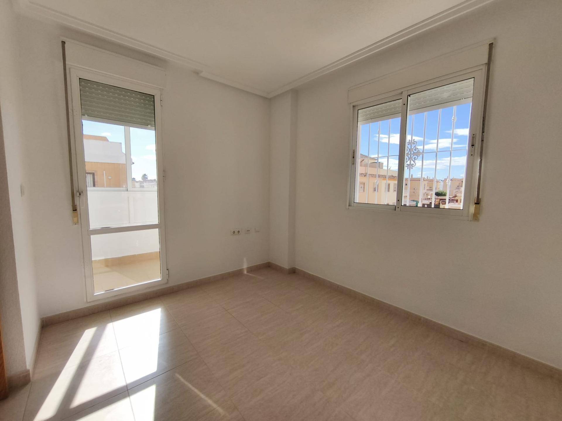 Glass-enclosed entrance hall at front of 3-bedroom villa, Lo Marabú, Rojales