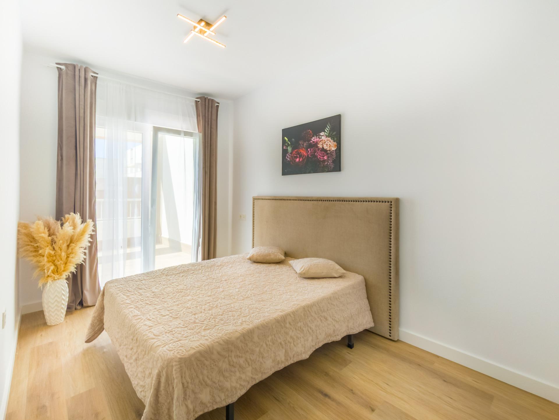 Built-in wardrobes in bedroom, 3-bedroom apartment, Playa del Cura
