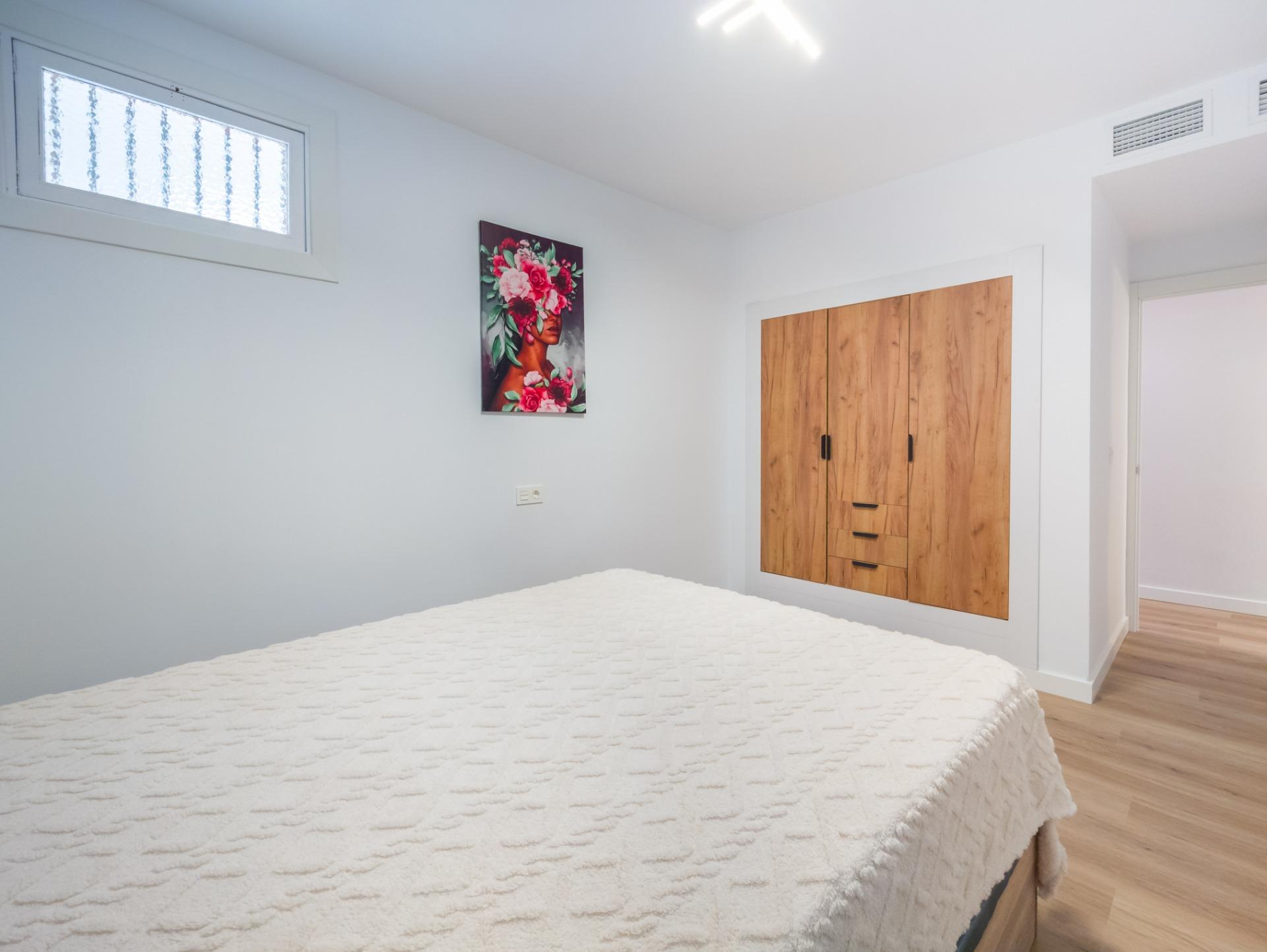 Kitchen worktop and sink area, apartment in Playa del Cura, Torrevieja