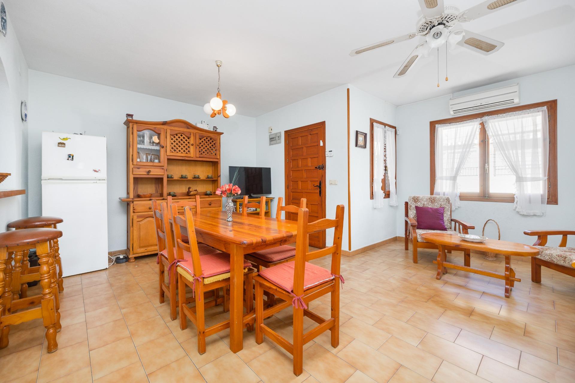 Terrace of first-floor bungalow, Playa de los Locos, Torrevieja