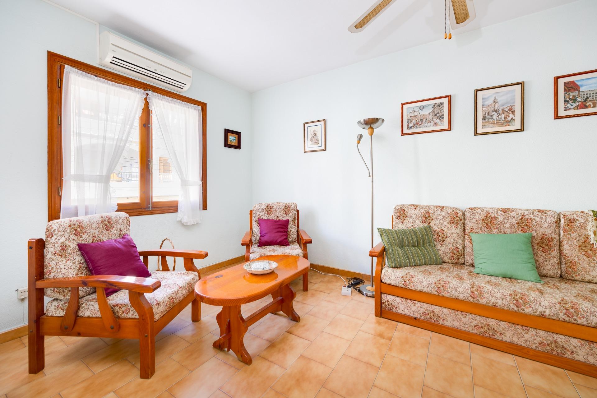 Living room in 3-bedroom bungalow, Playa de los Locos, Torrevieja