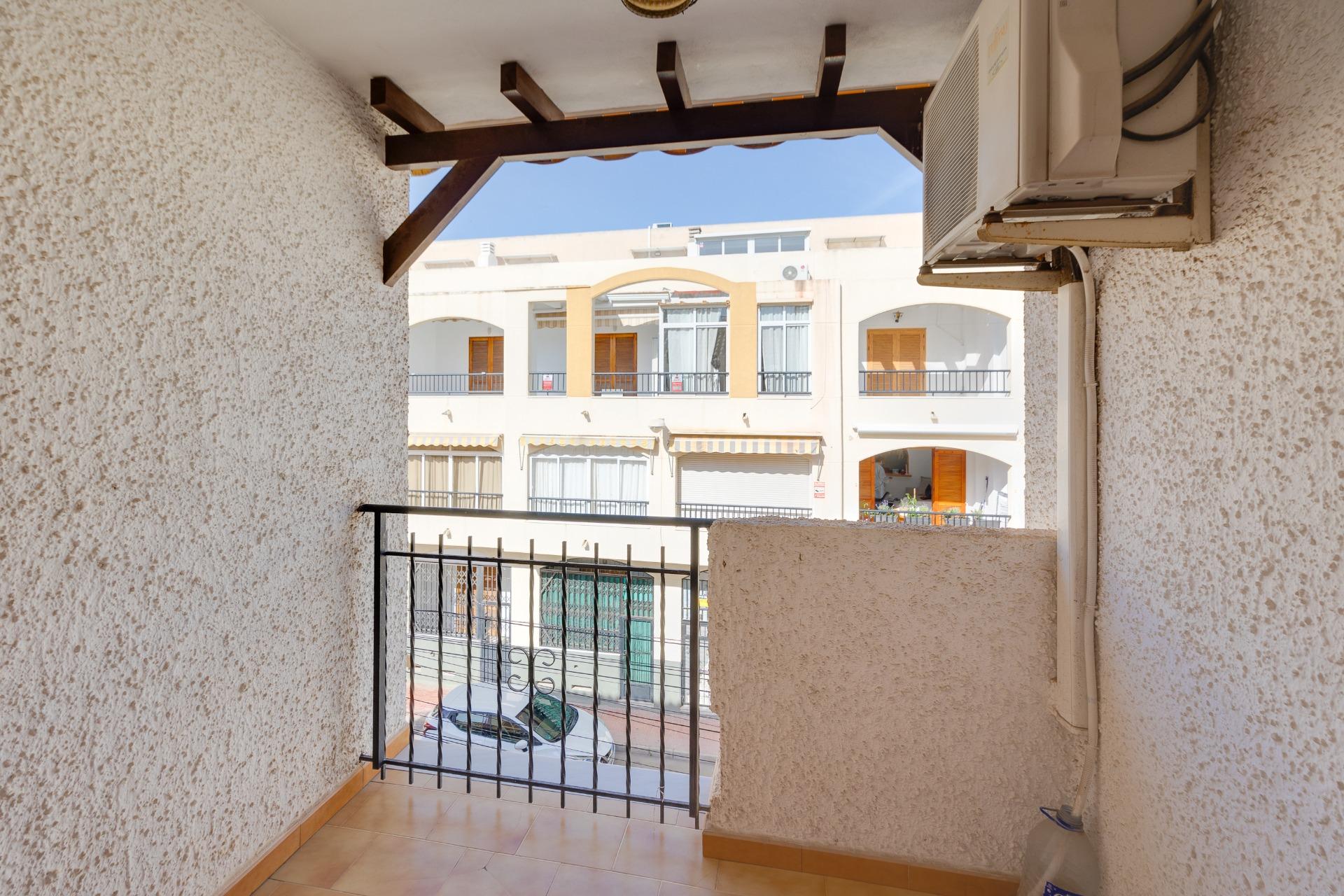 Close-up of kitchen fittings, 3-bedroom bungalow, Torrevieja