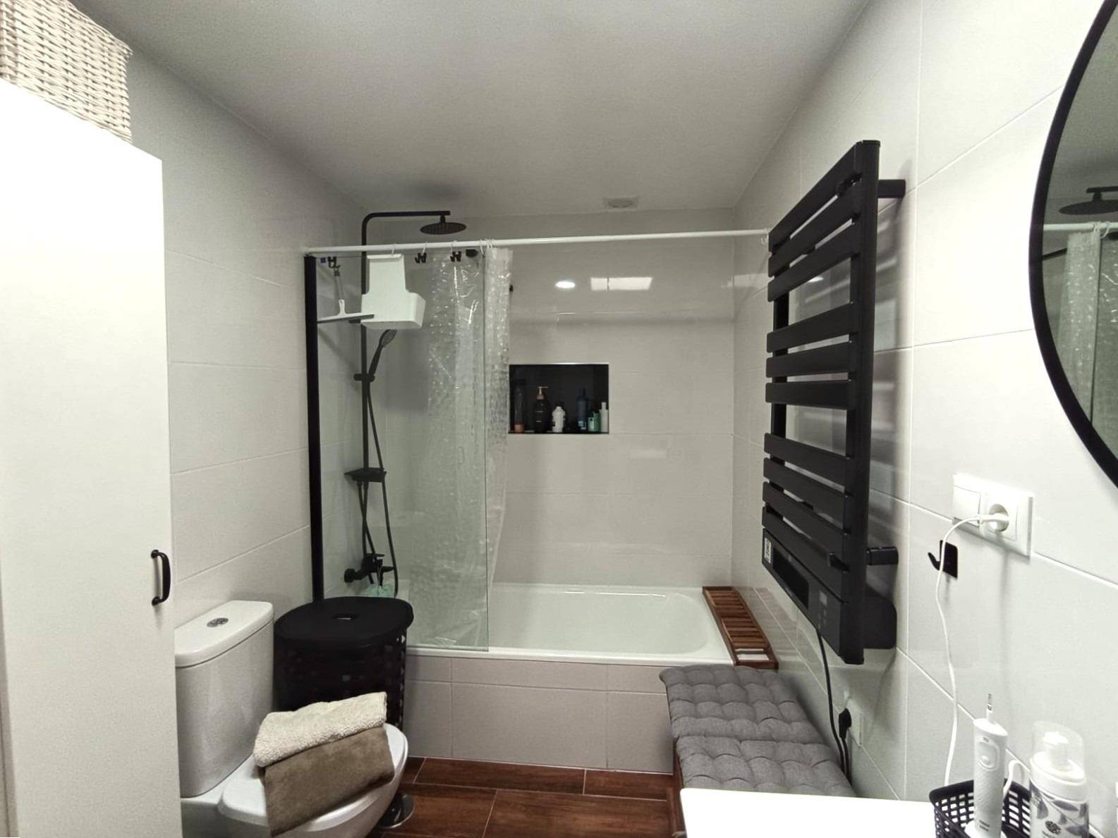 Wardrobe interior in double bedroom, La Siesta bungalow