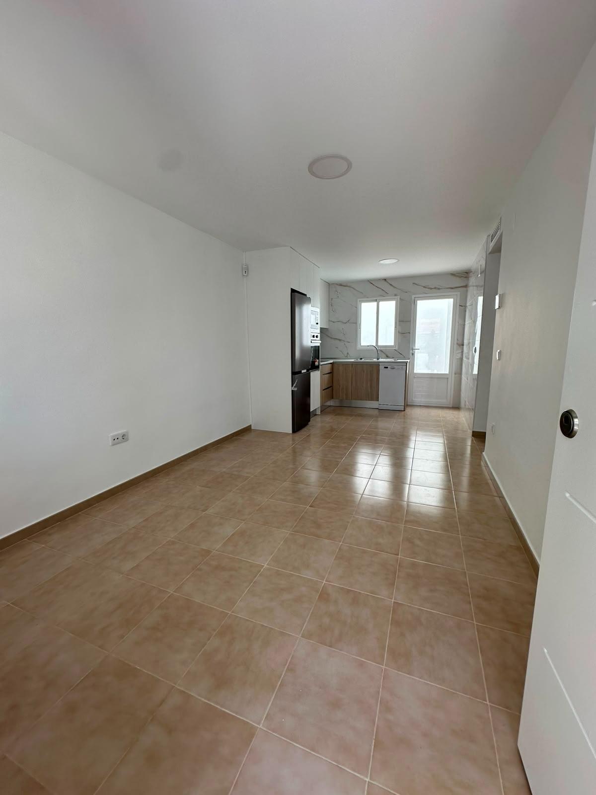 Entrance area in 2-bedroom bungalow, La Siesta, Torrevieja