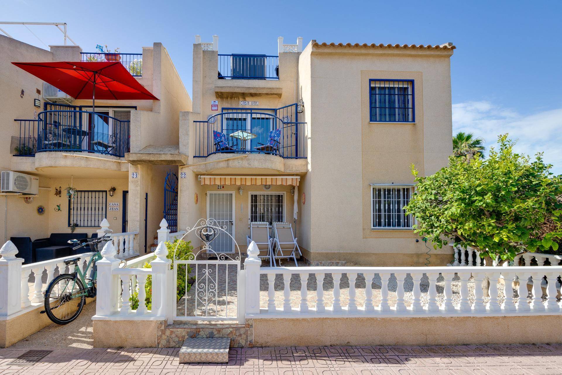 Living room in 2-bedroom bungalow, El Chaparral, Torrevieja