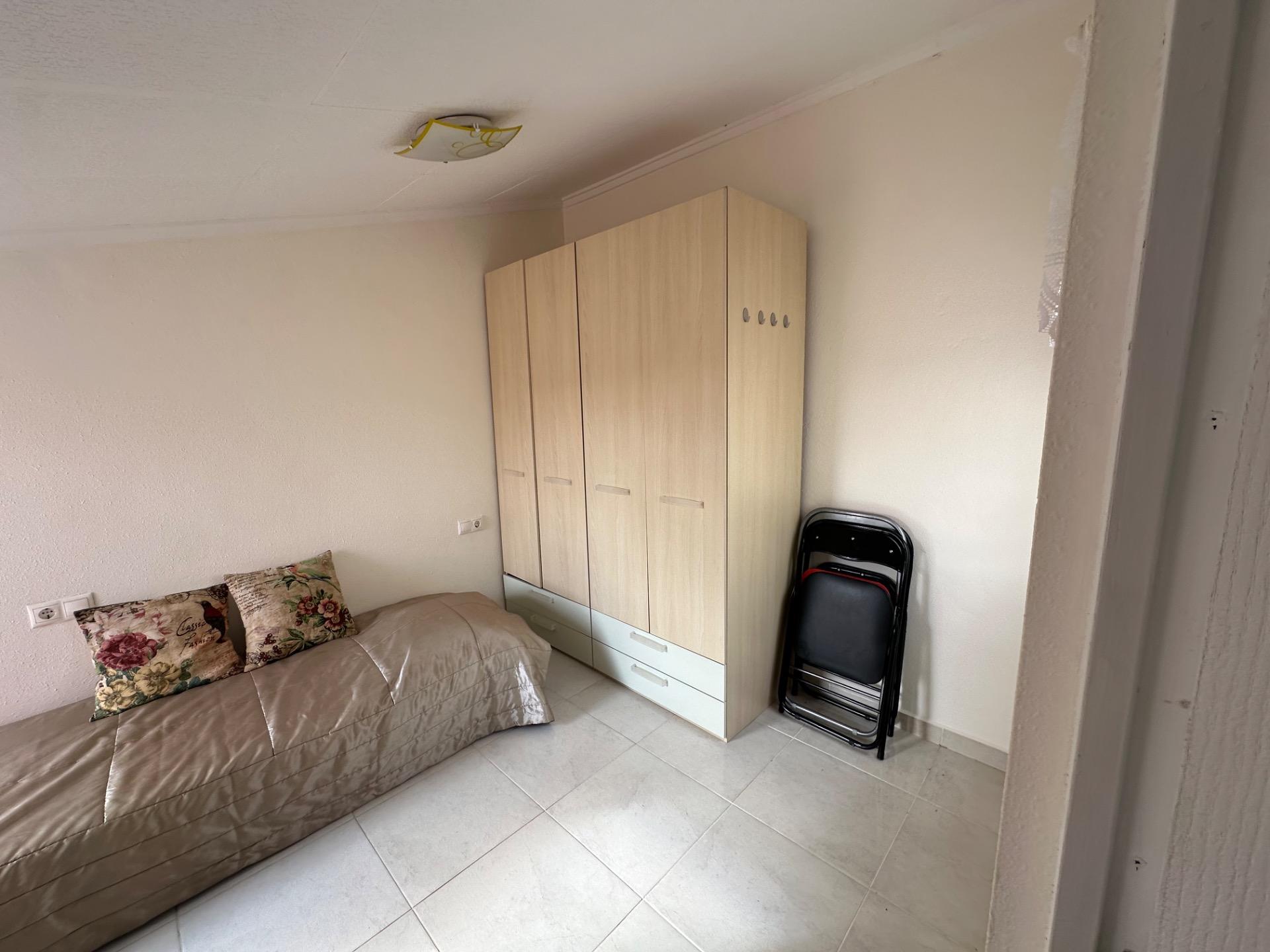 Built-in storage cupboard in 2-bedroom townhouse, San Luis, Torrevieja