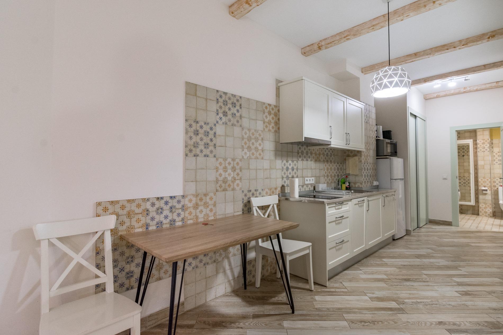 Ceiling and lighting detail in open-plan studio room, Los Frutales, Torrevieja