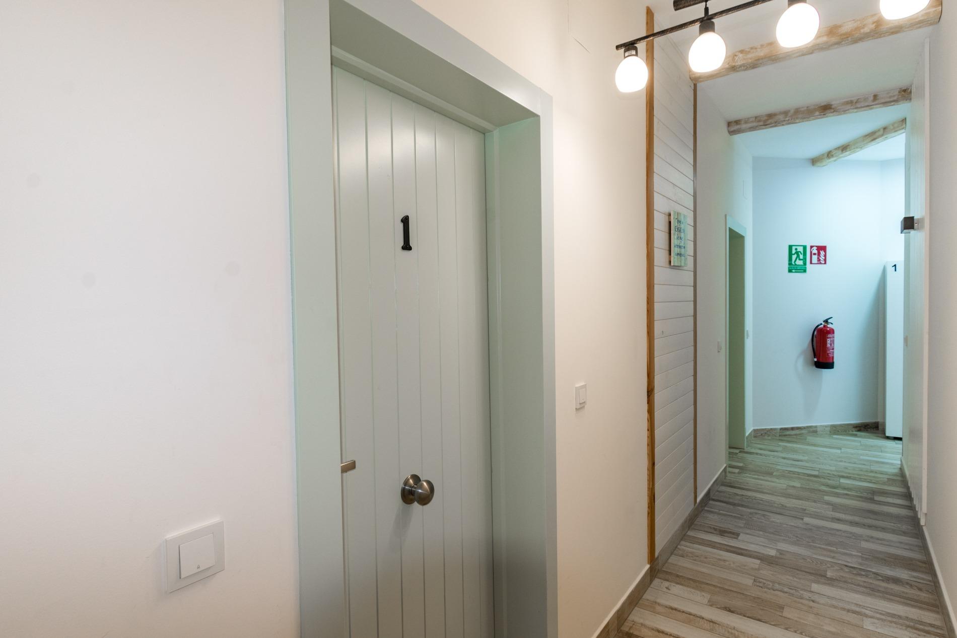 Interior of built-in wardrobe, studio apartment, Los Frutales, Torrevieja