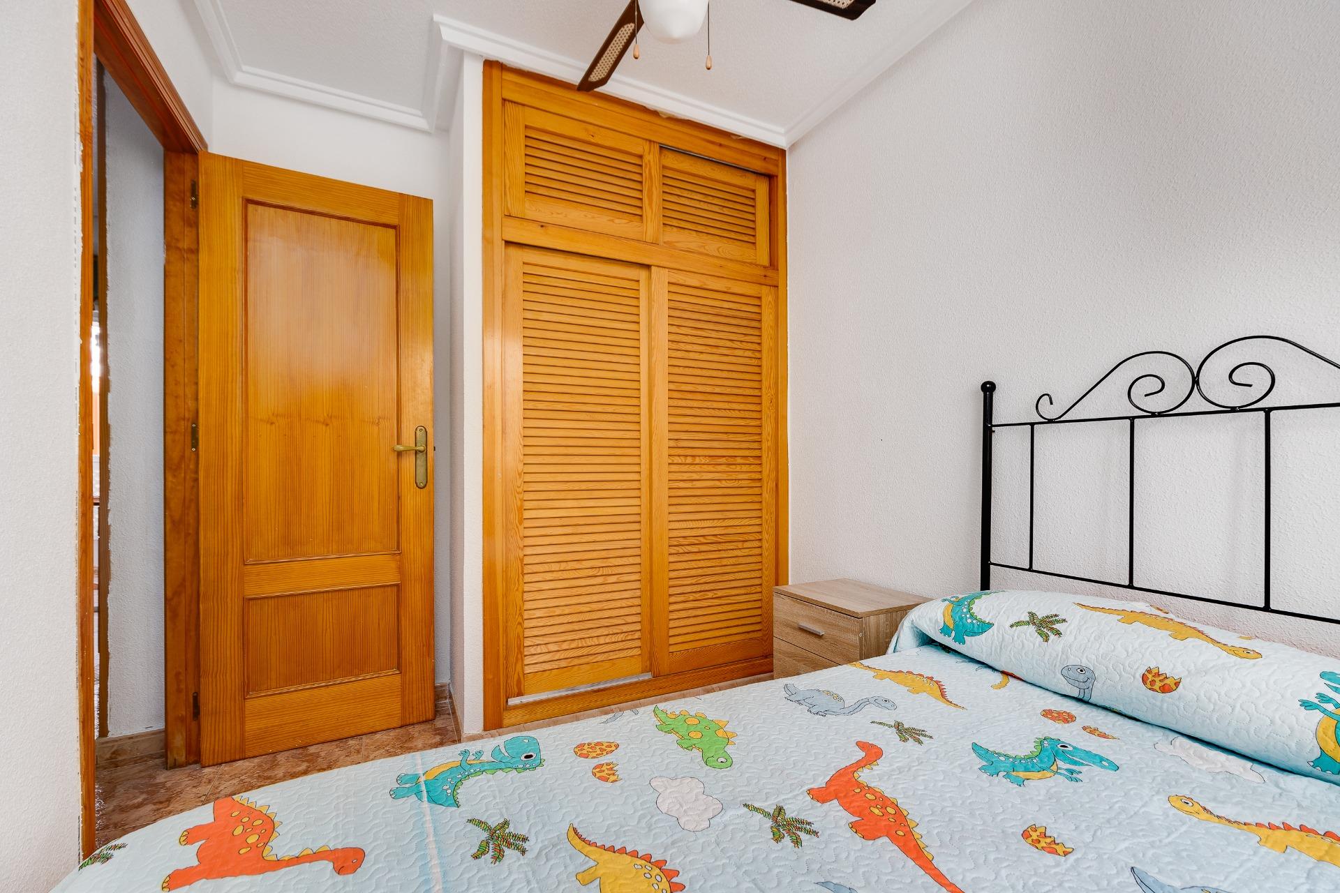 Bedroom window detail with natural light, 2-bedroom apartment, Playa del Cura