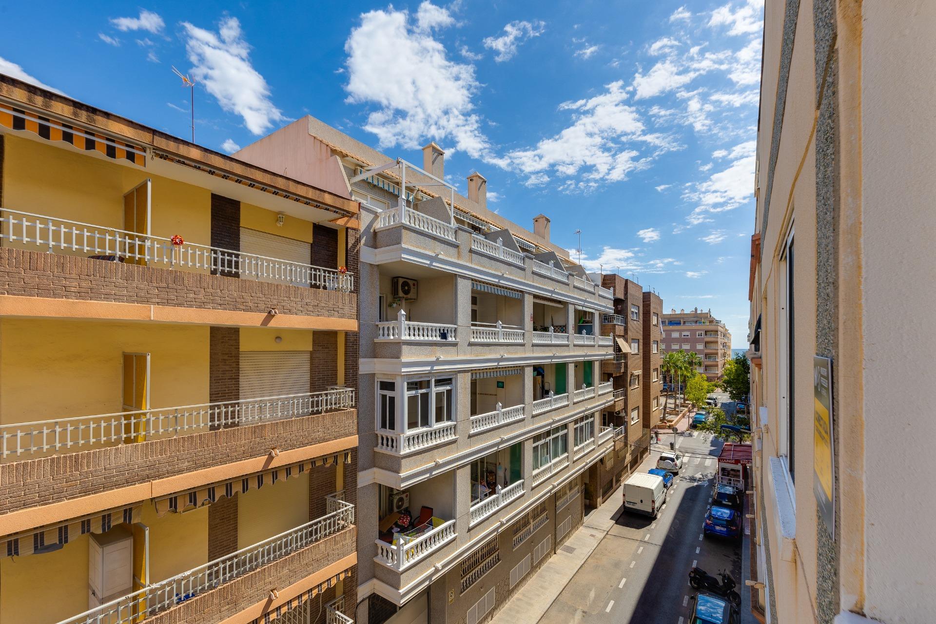 Second bedroom showing floor and furnishings, 2-bedroom apartment, Playa del Cura