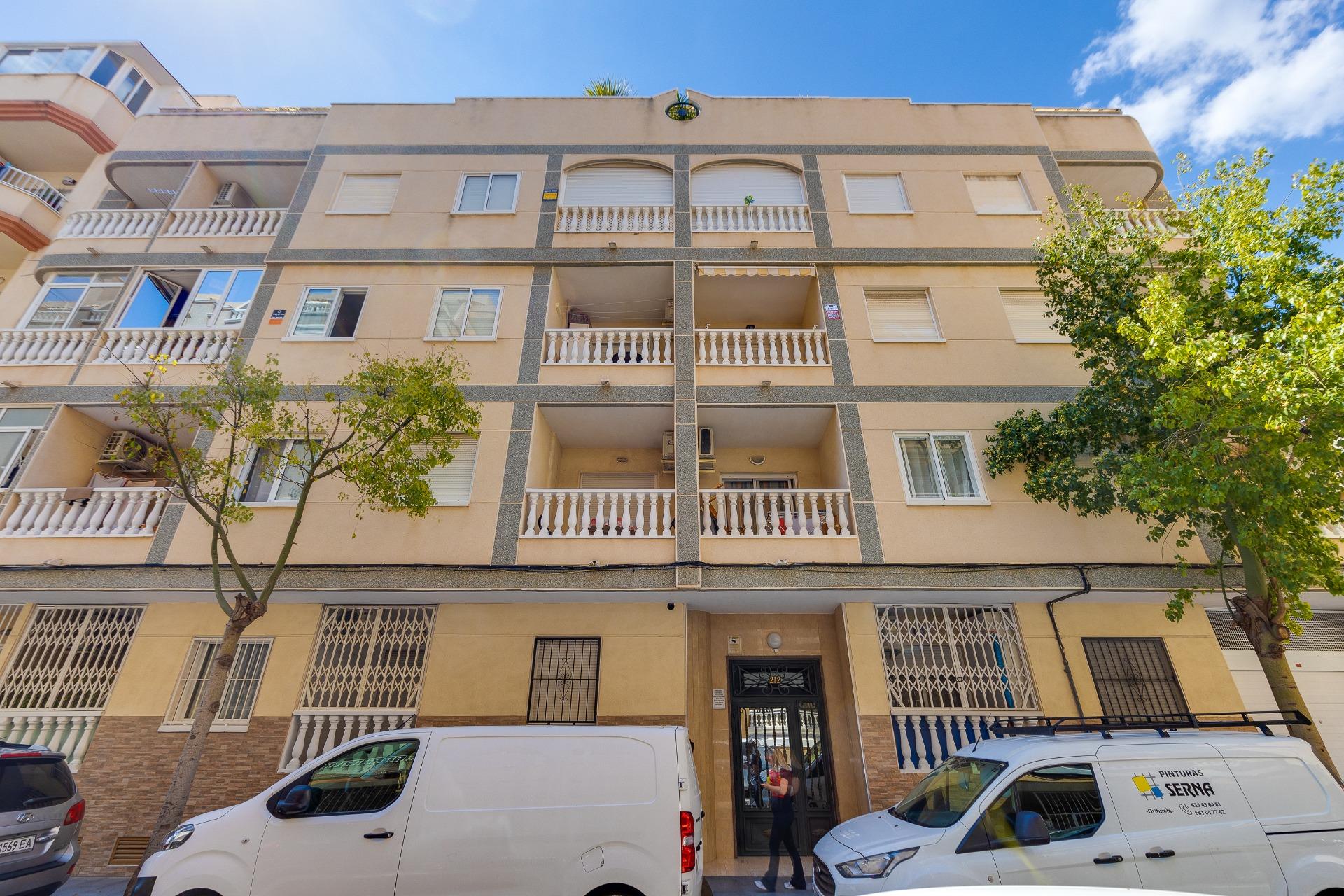 Internal corridor leading to bedrooms in 2-bedroom apartment, Playa del Cura