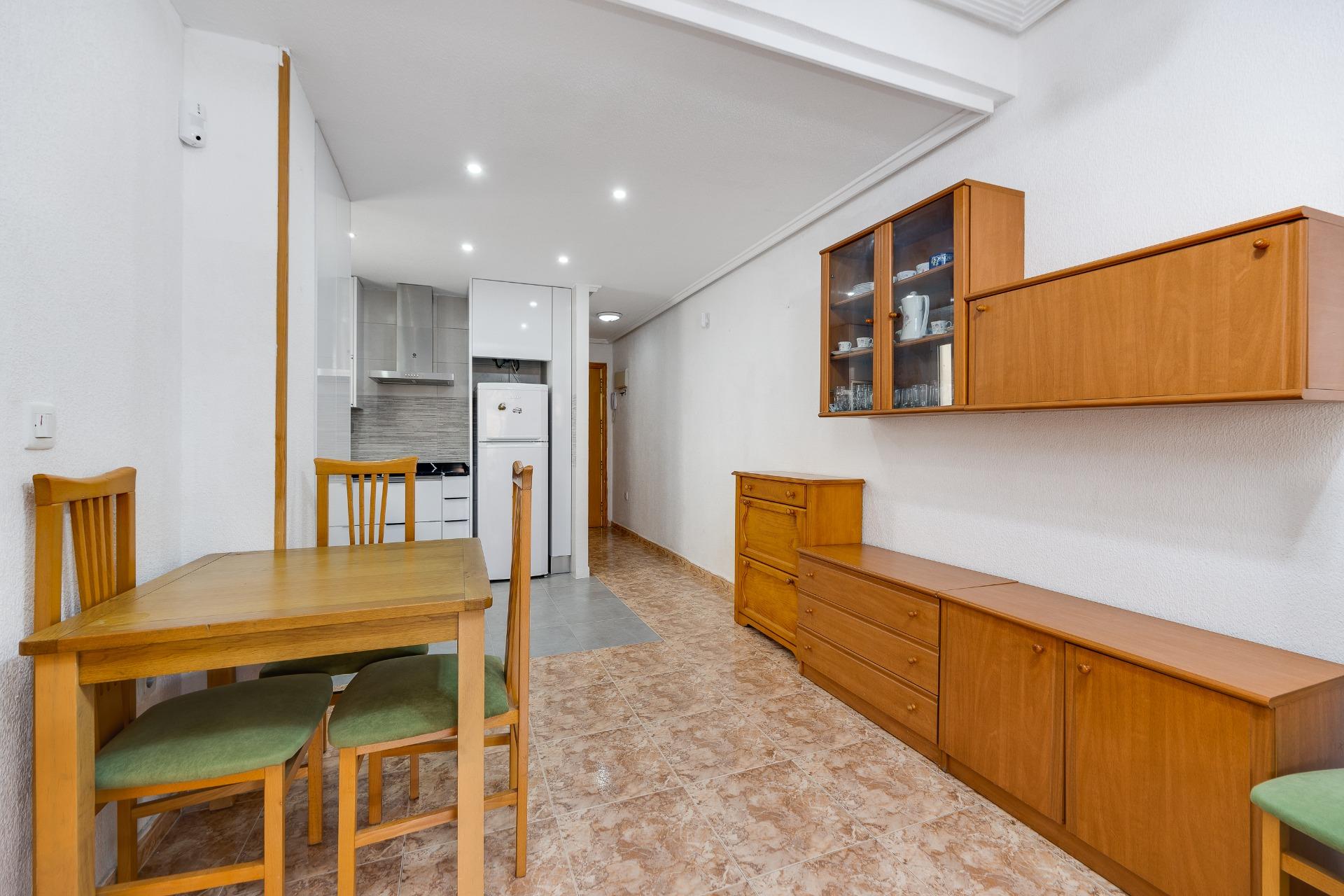 4m2 terrace on 3rd floor of apartment building, Playa del Cura, Torrevieja