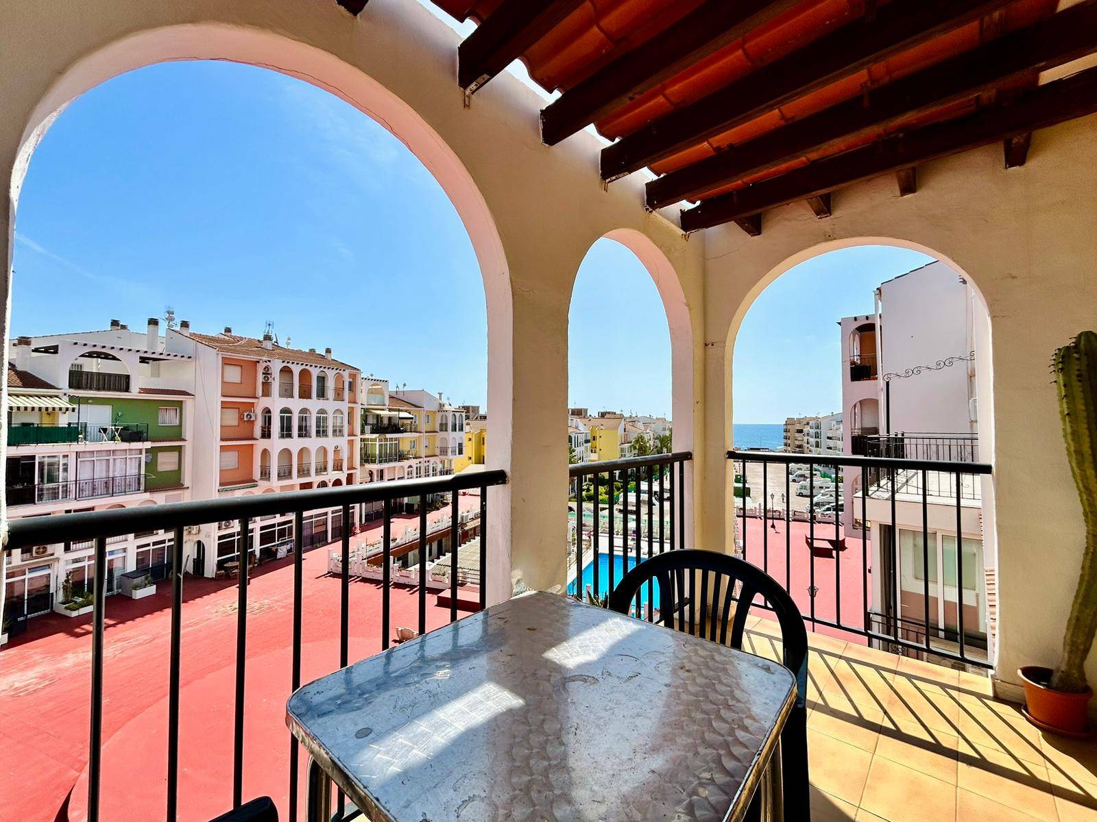 Dining area in 1-bedroom apartment, La Veleta, Torrevieja