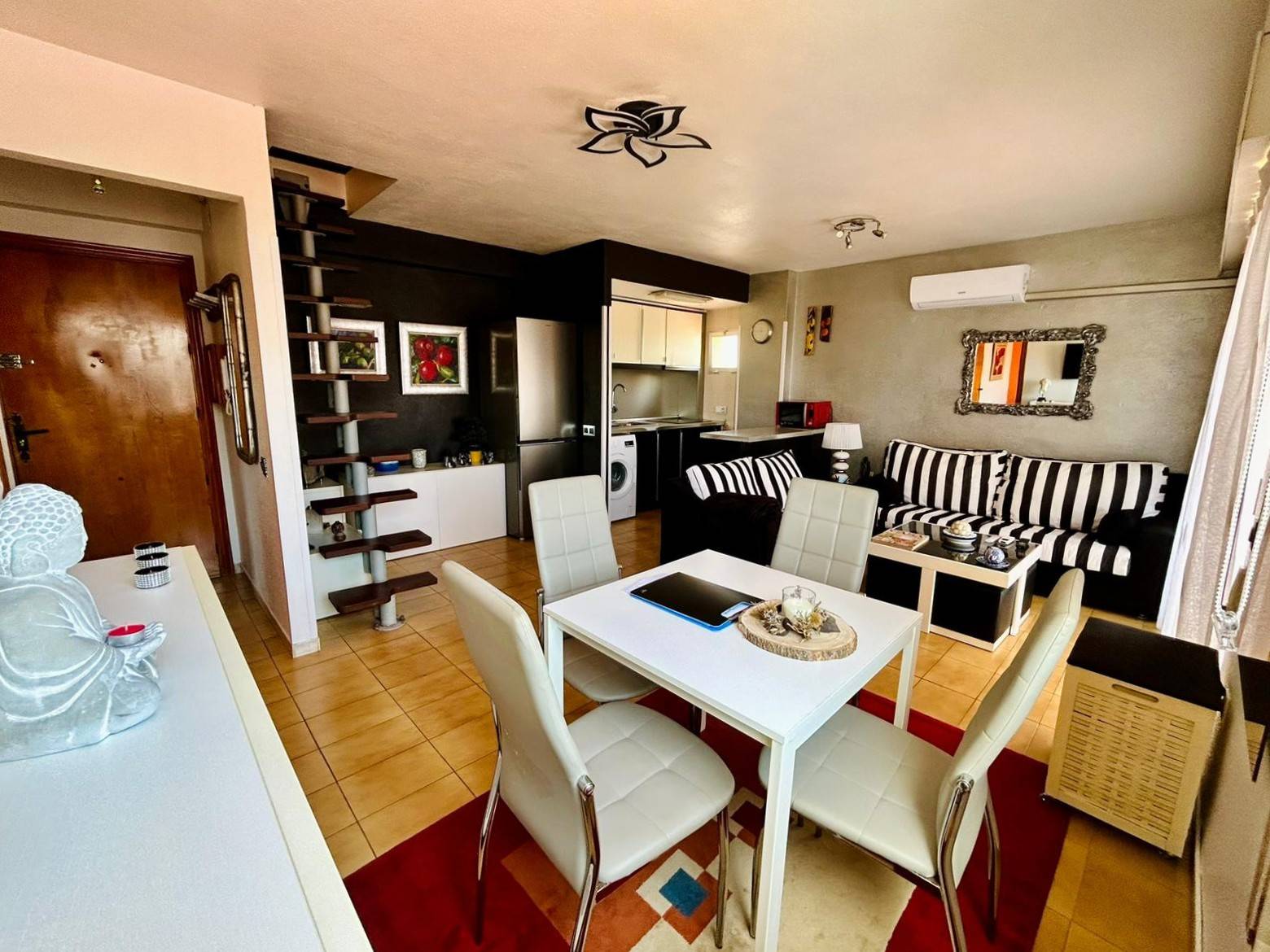 Living area in 1-bedroom apartment, La Veleta, Torrevieja