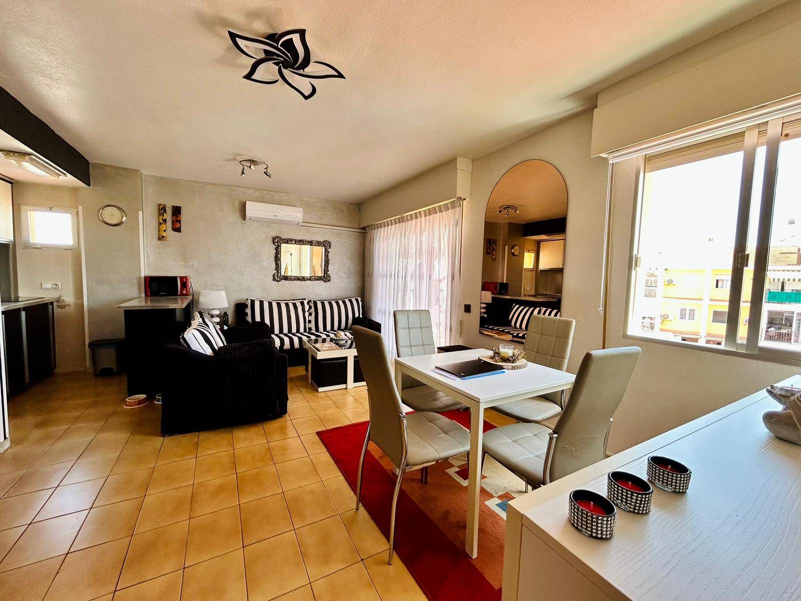 Living room view in 1-bedroom apartment, La Veleta, Torrevieja
