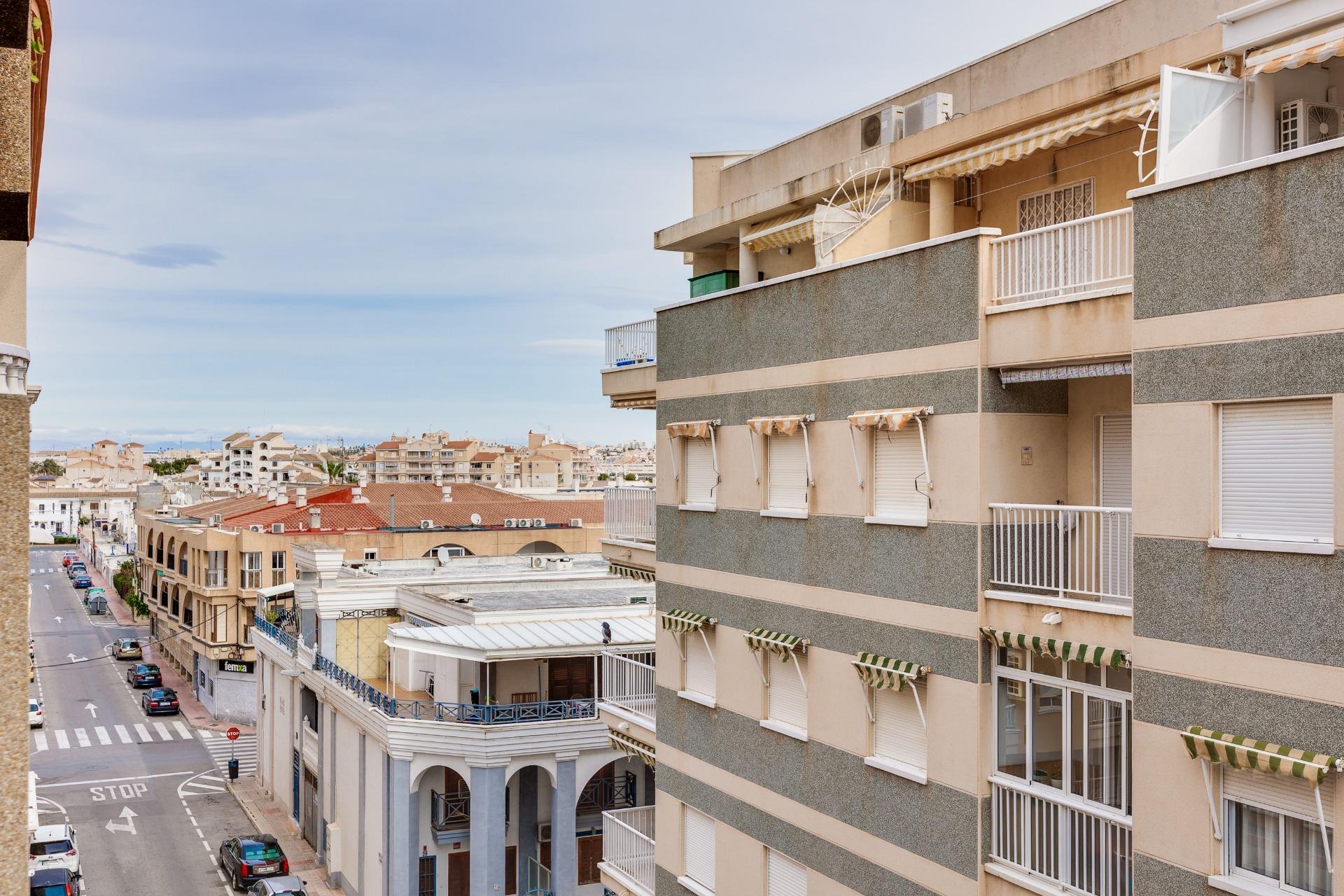 Entrance area of studio apartment on 4th floor, Habaneras, Torrevieja