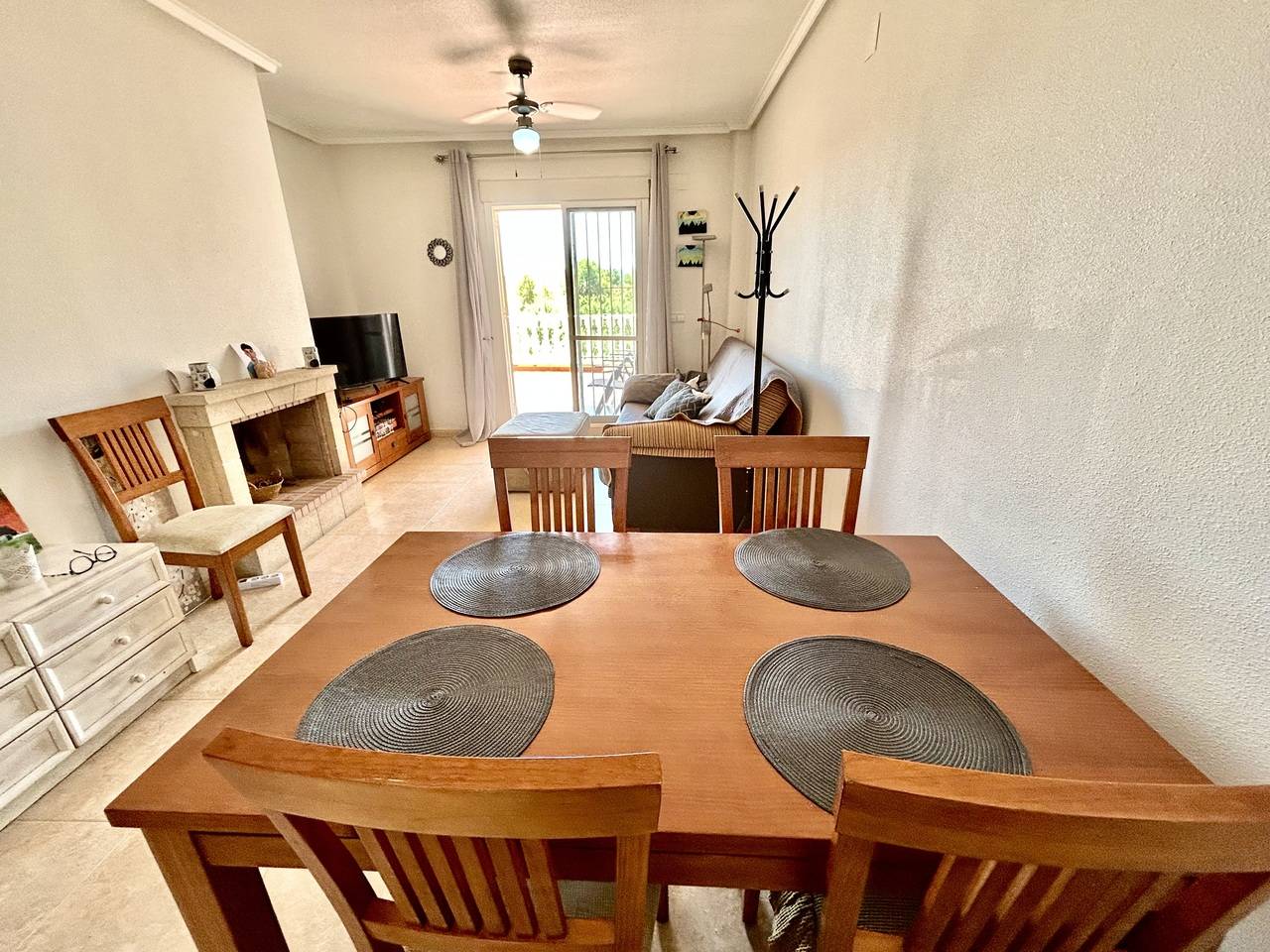 Bathroom with shower enclosure in 2-bedroom apartment, Torremendo, Orihuela