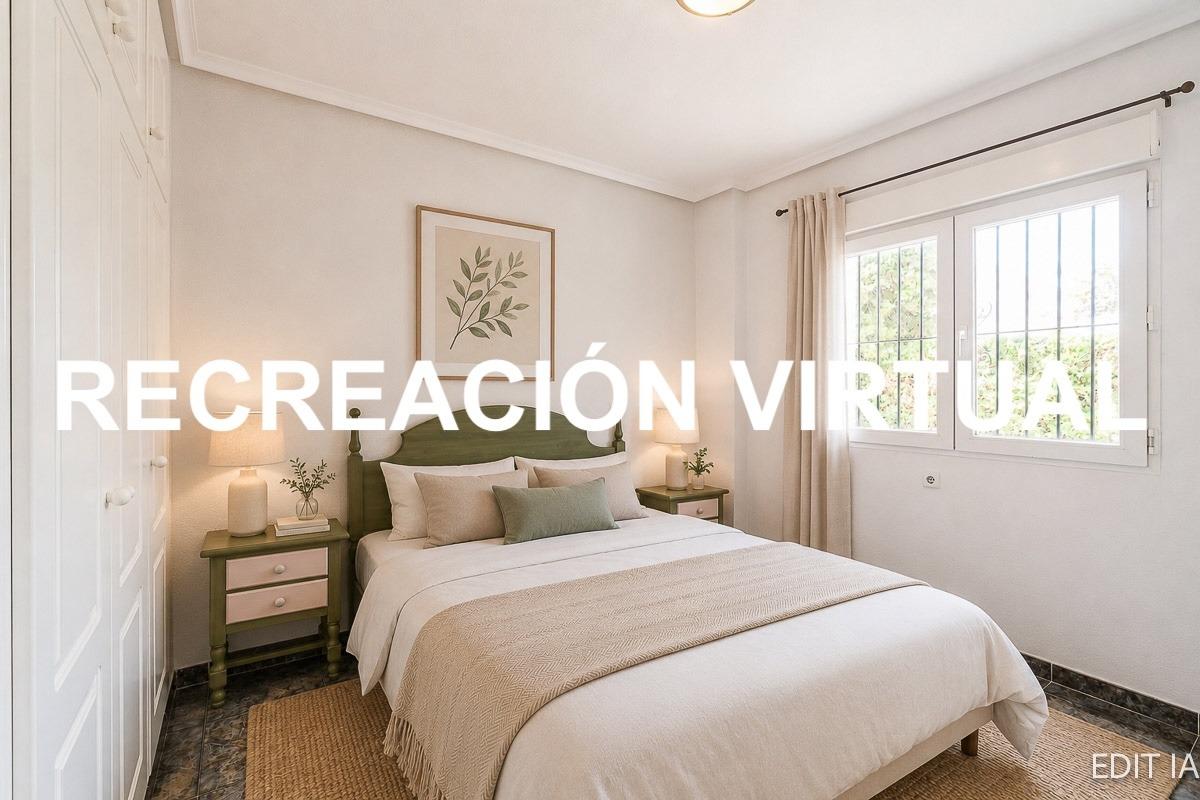 Living and dining room in 3-bedroom townhouse, Playa Flamenca, Orihuela Costa
