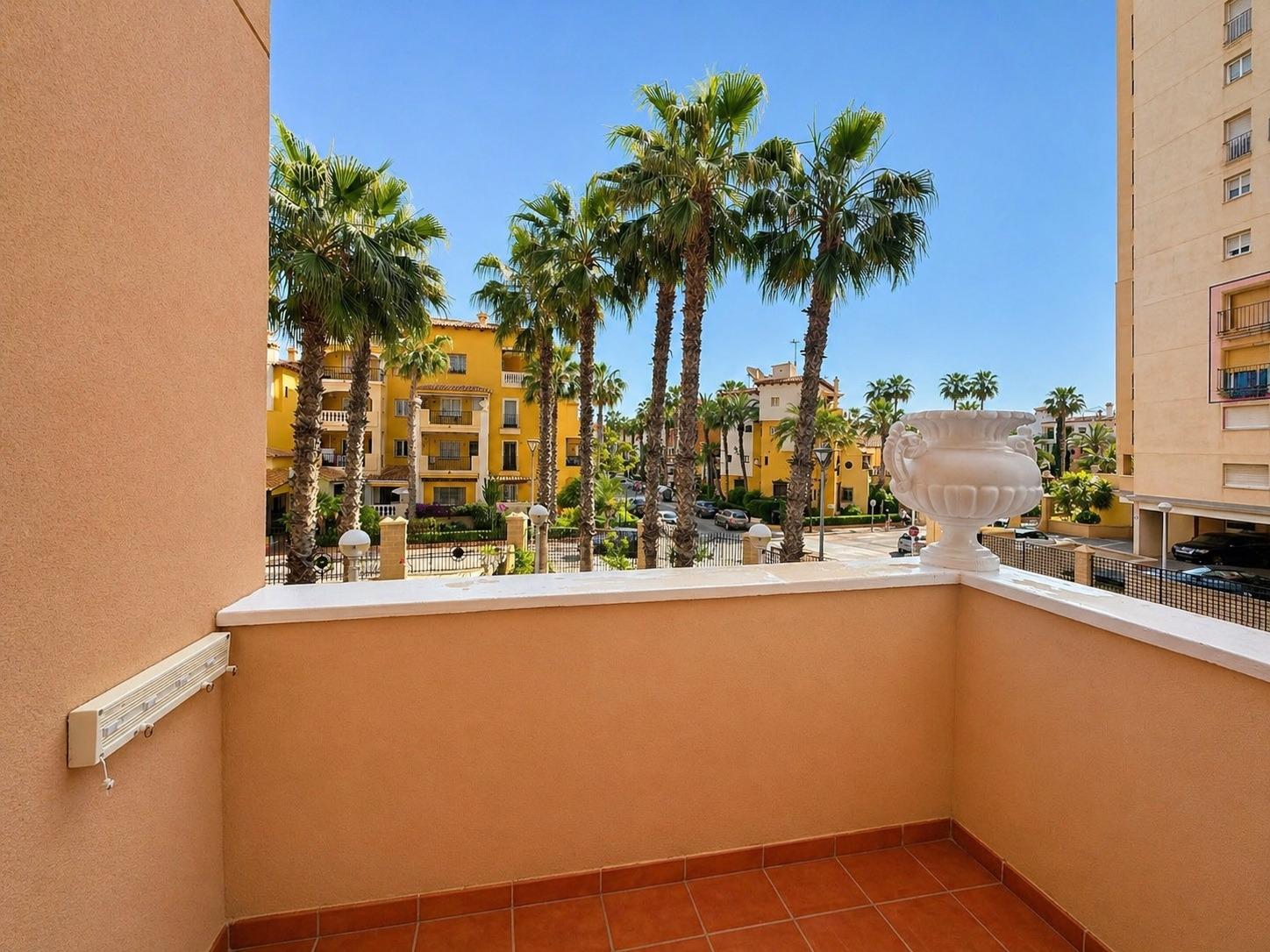 Second balcony with views towards complex garden, Los Frutales, Torrevieja