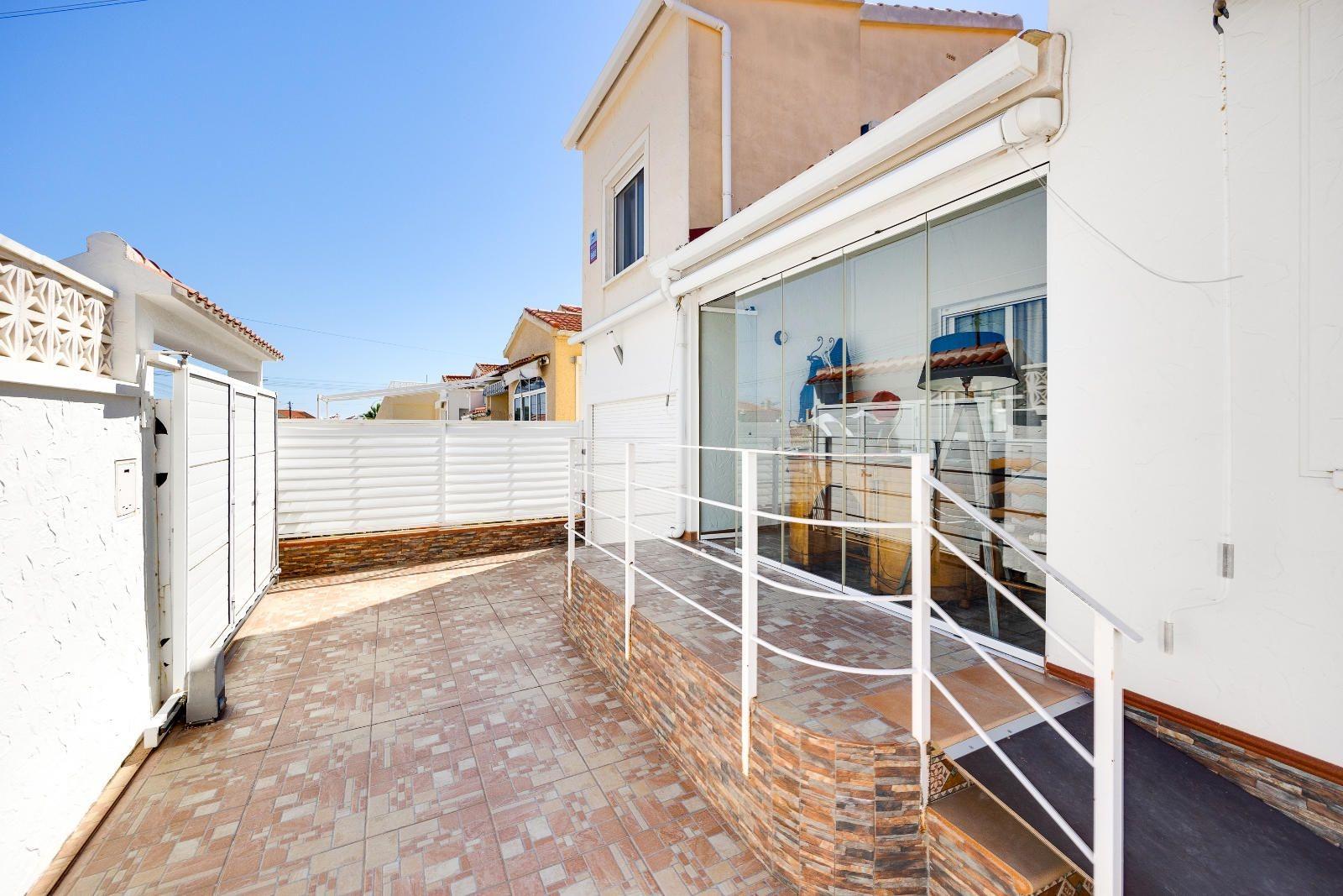 Living room in 3-bedroom villa in La Marina, San Fulgencio
