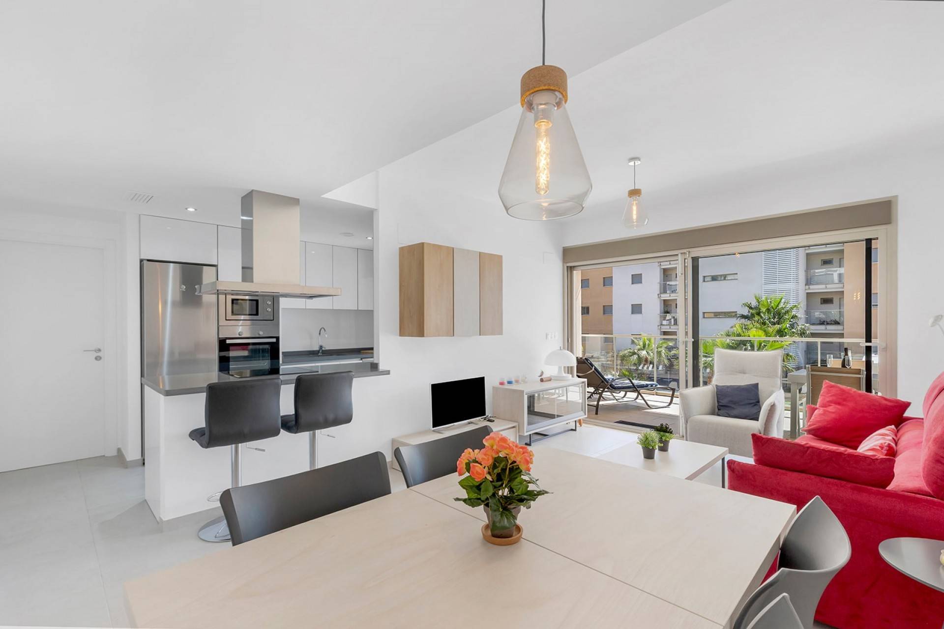 Utility room off kitchen, ground-floor apartment in Los Dolses, Orihuela Costa