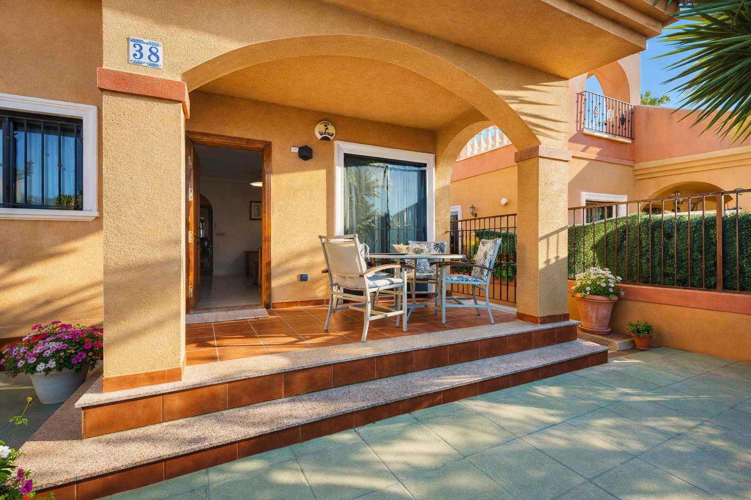 Furnished living area in 2-bedroom villa, Aguas Nuevas, Torrevieja