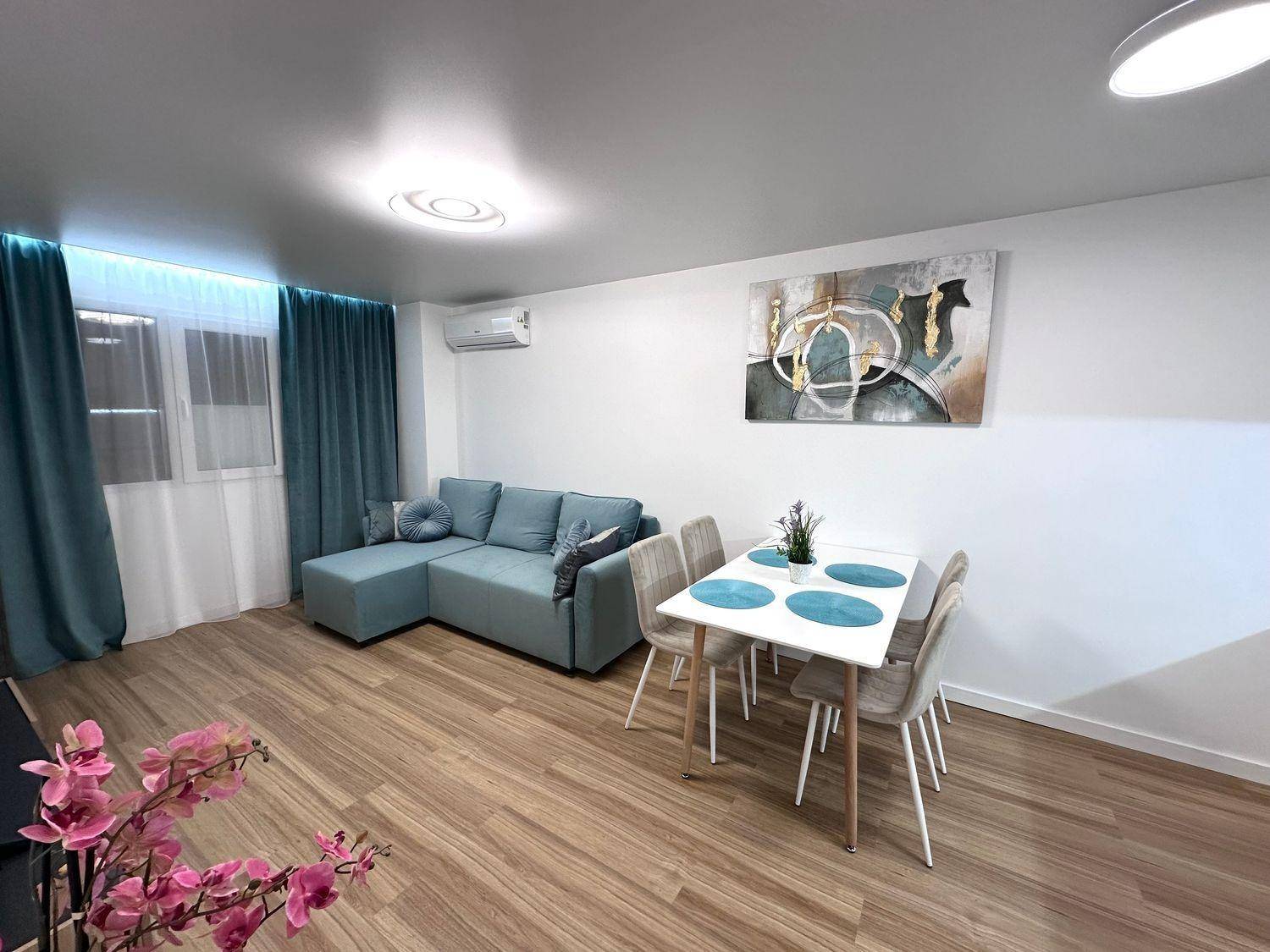 Living room in 2-bedroom ground-floor apartment, Estación de Autobuses, Torrevieja