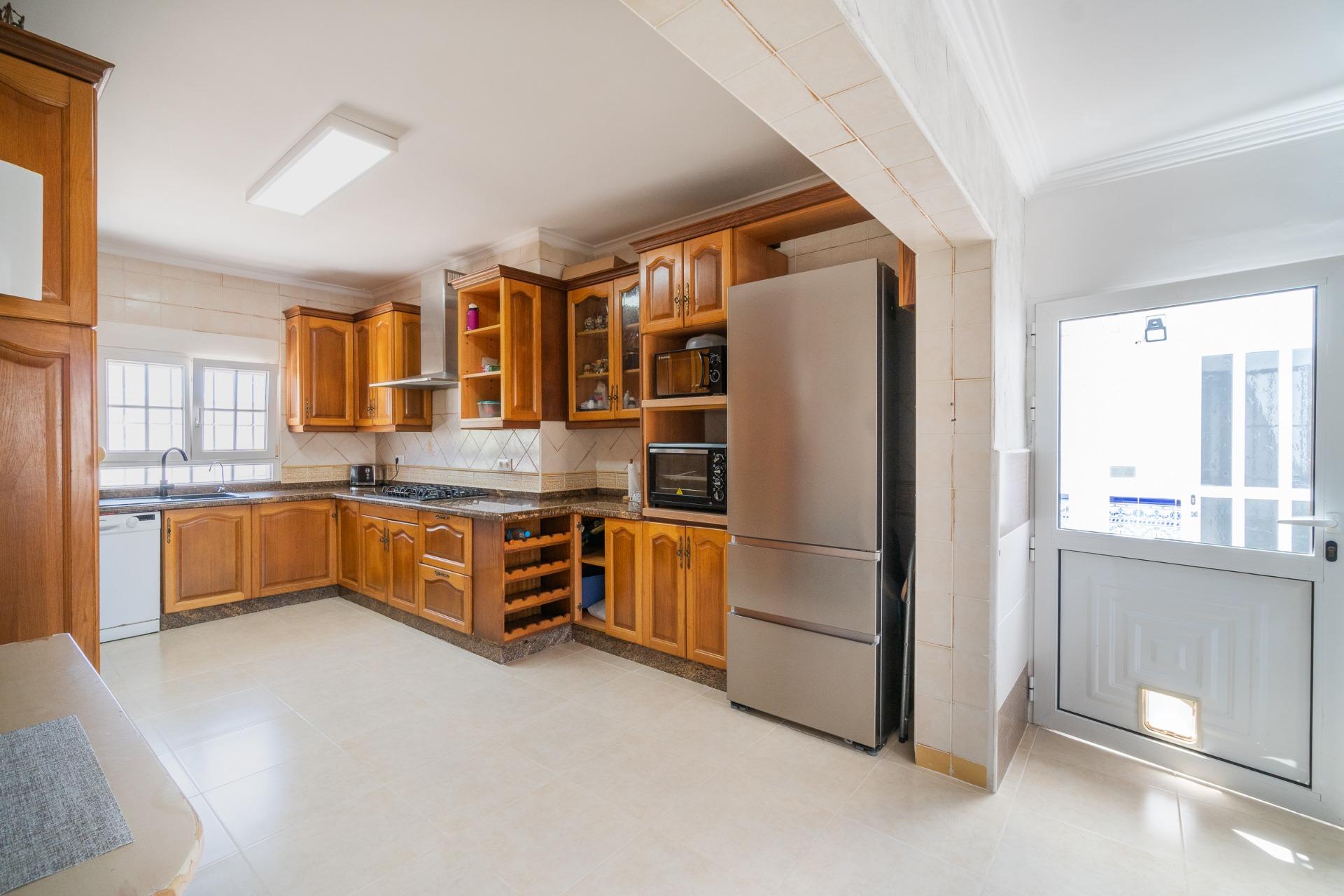 Bedroom with built-in storage, 4-bedroom villa, Torreta Florida, Torrevieja