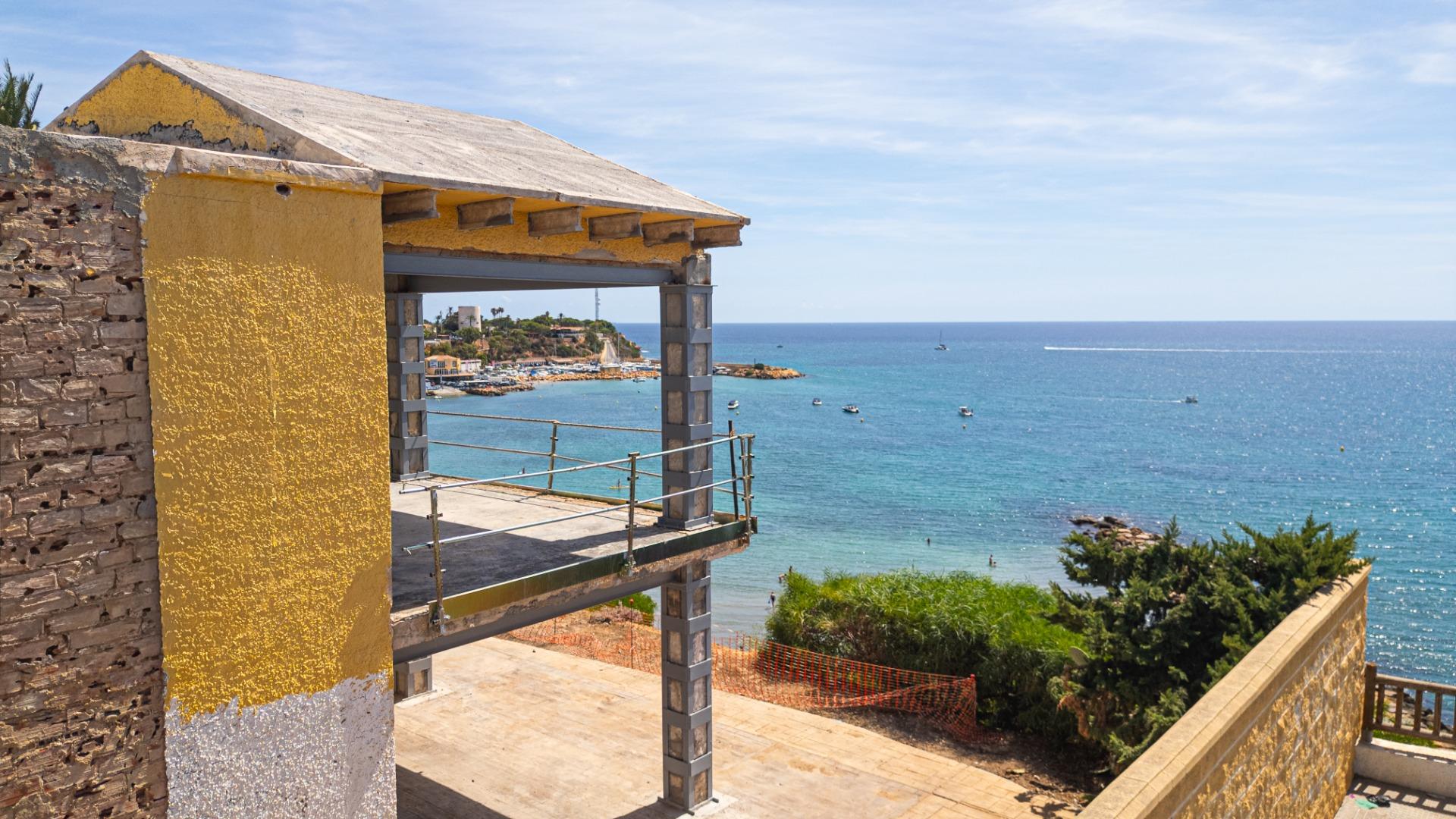 Terrace patio area adjoining 6-bedroom villa in Cabo Roig, Orihuela Costa