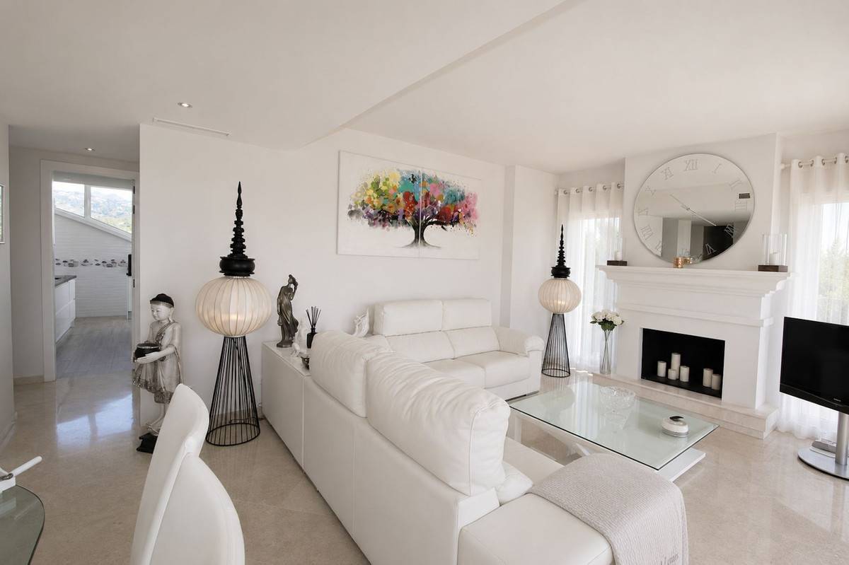 Terrace overlooking Greenlife Golf Club, duplex penthouse, Elviria Hills, Marbella