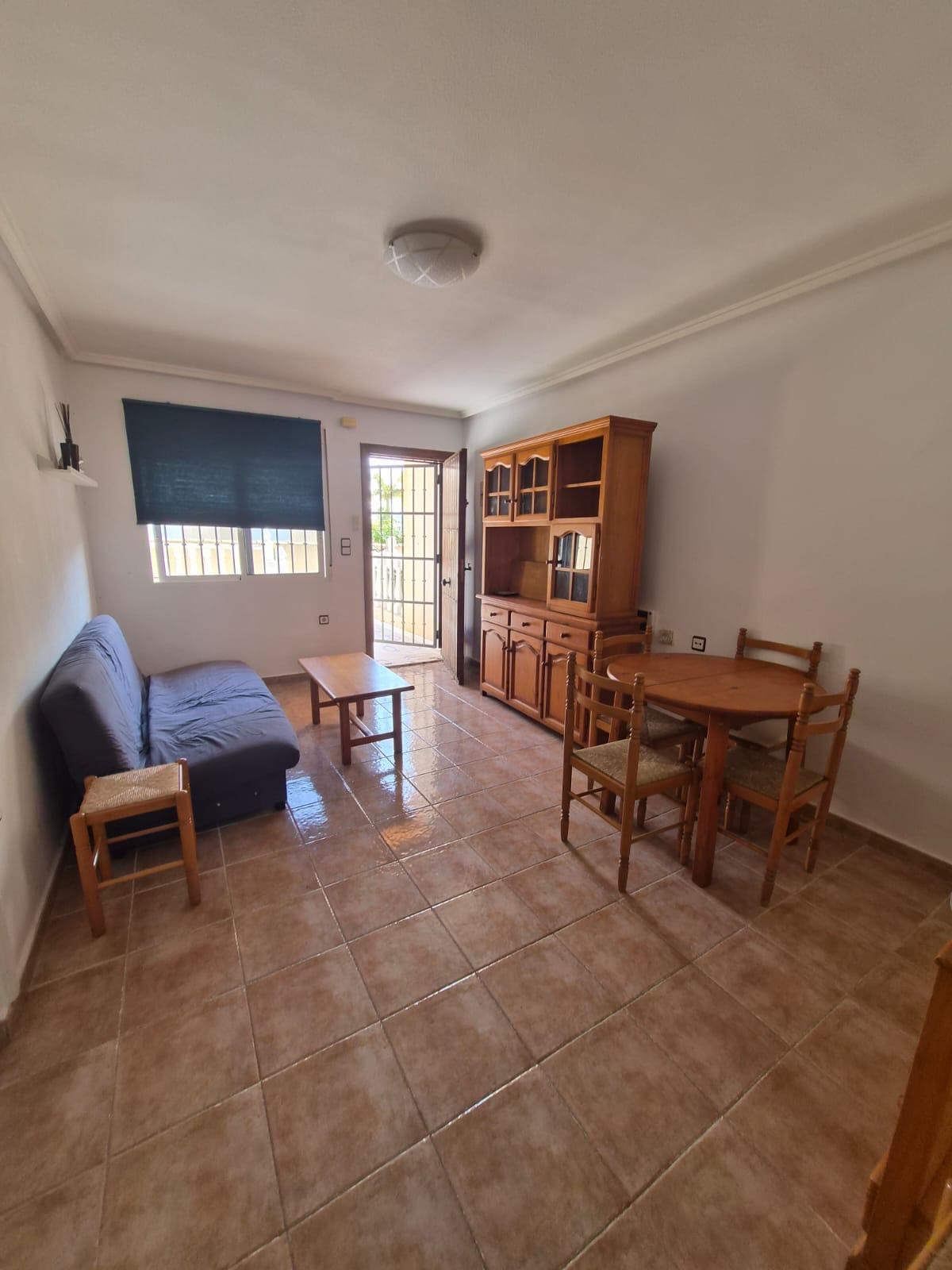 Bedroom with built-in wardrobes in 1-bedroom bungalow, Torreblanca, Torrevieja