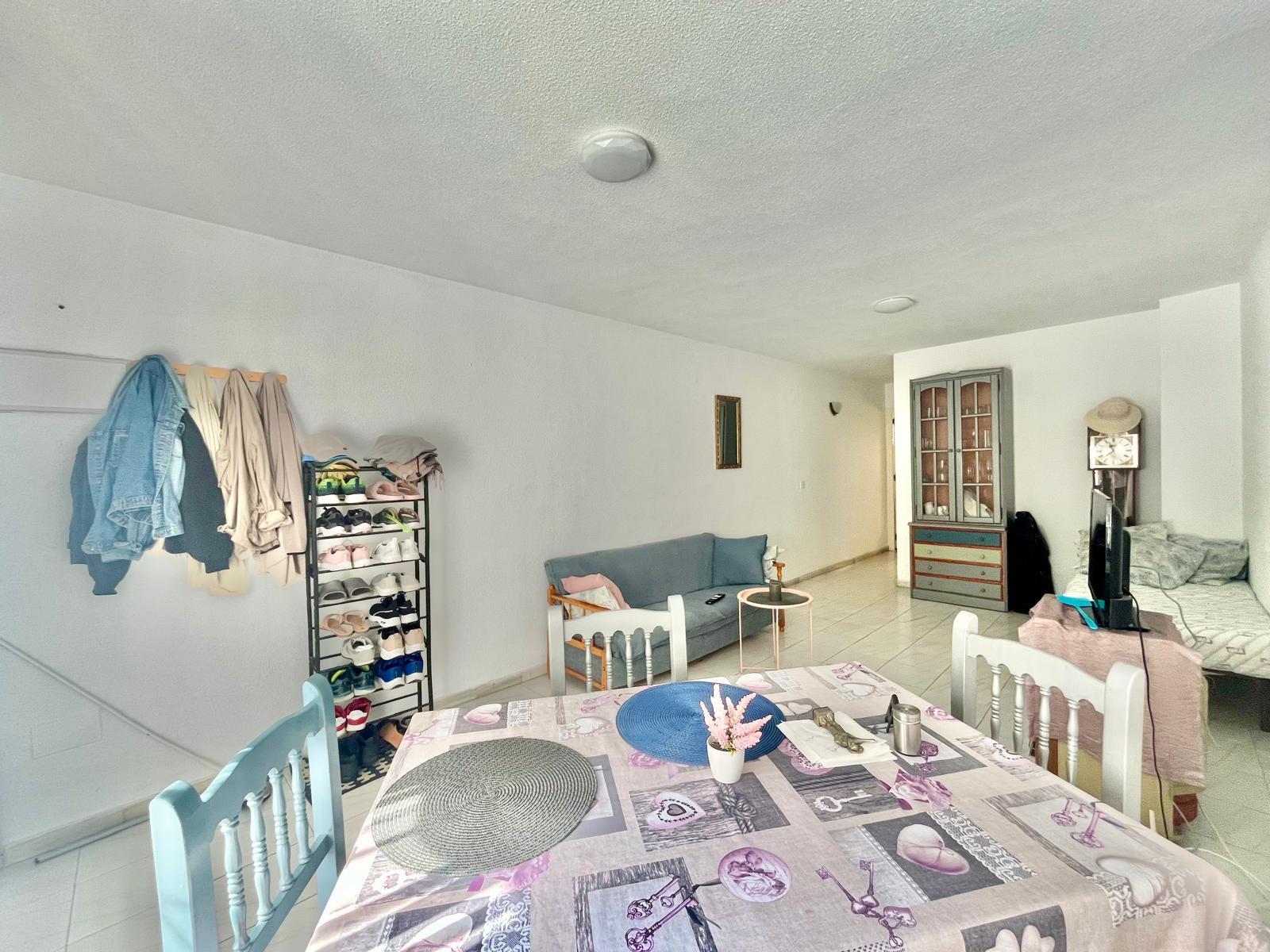 Outdoor terrace area of 2-bedroom duplex penthouse, Playa de los Locos